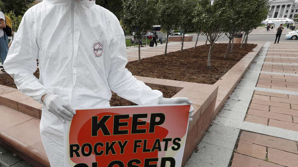 The Latest: Ex-nuke site opens to public as wildlife refuge