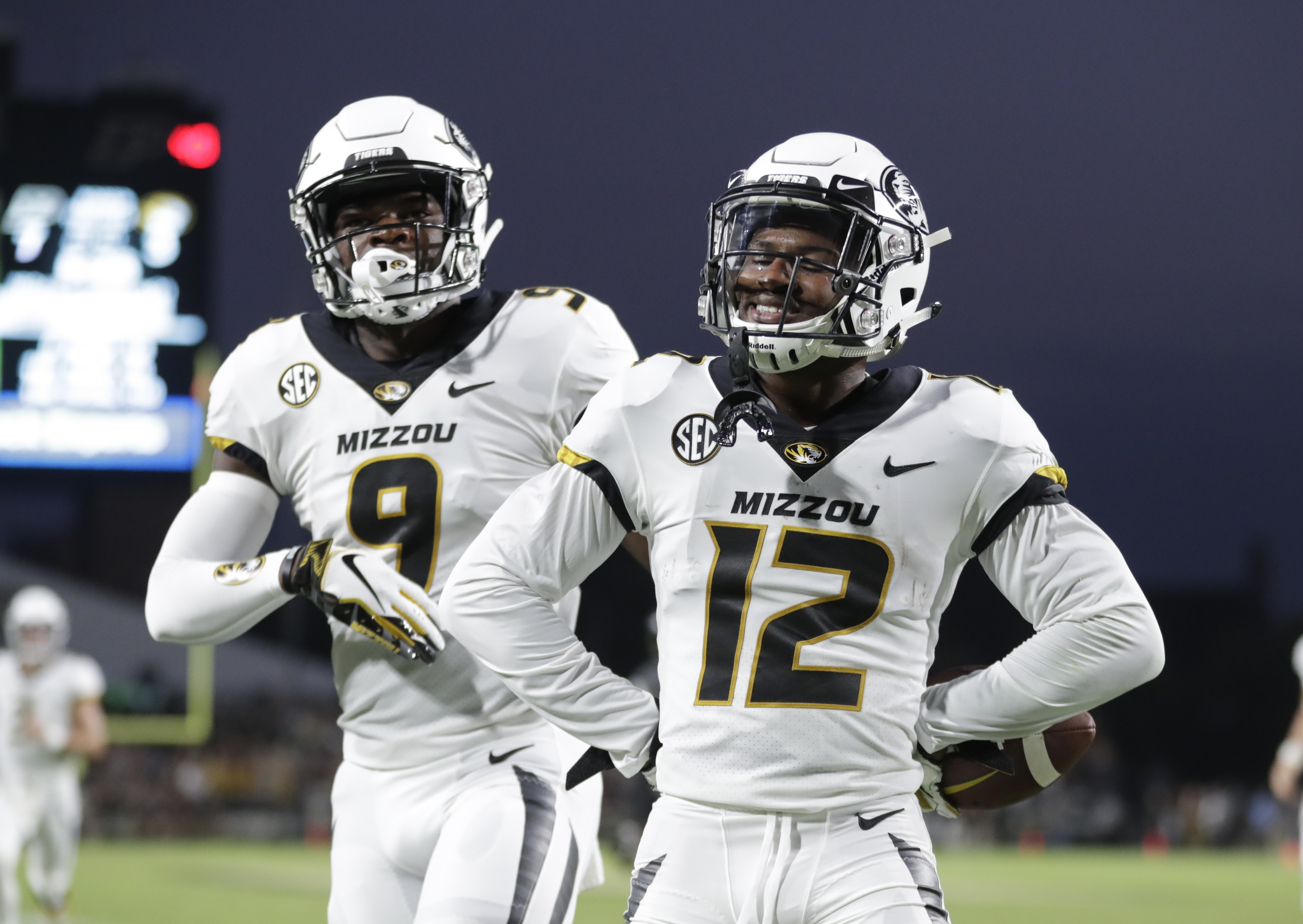 McCann kicks FG as time expires; Missouri beats Purdue 40-37