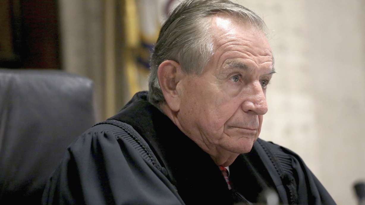 Taskmaster judge presides over Chicago cop's murder trial