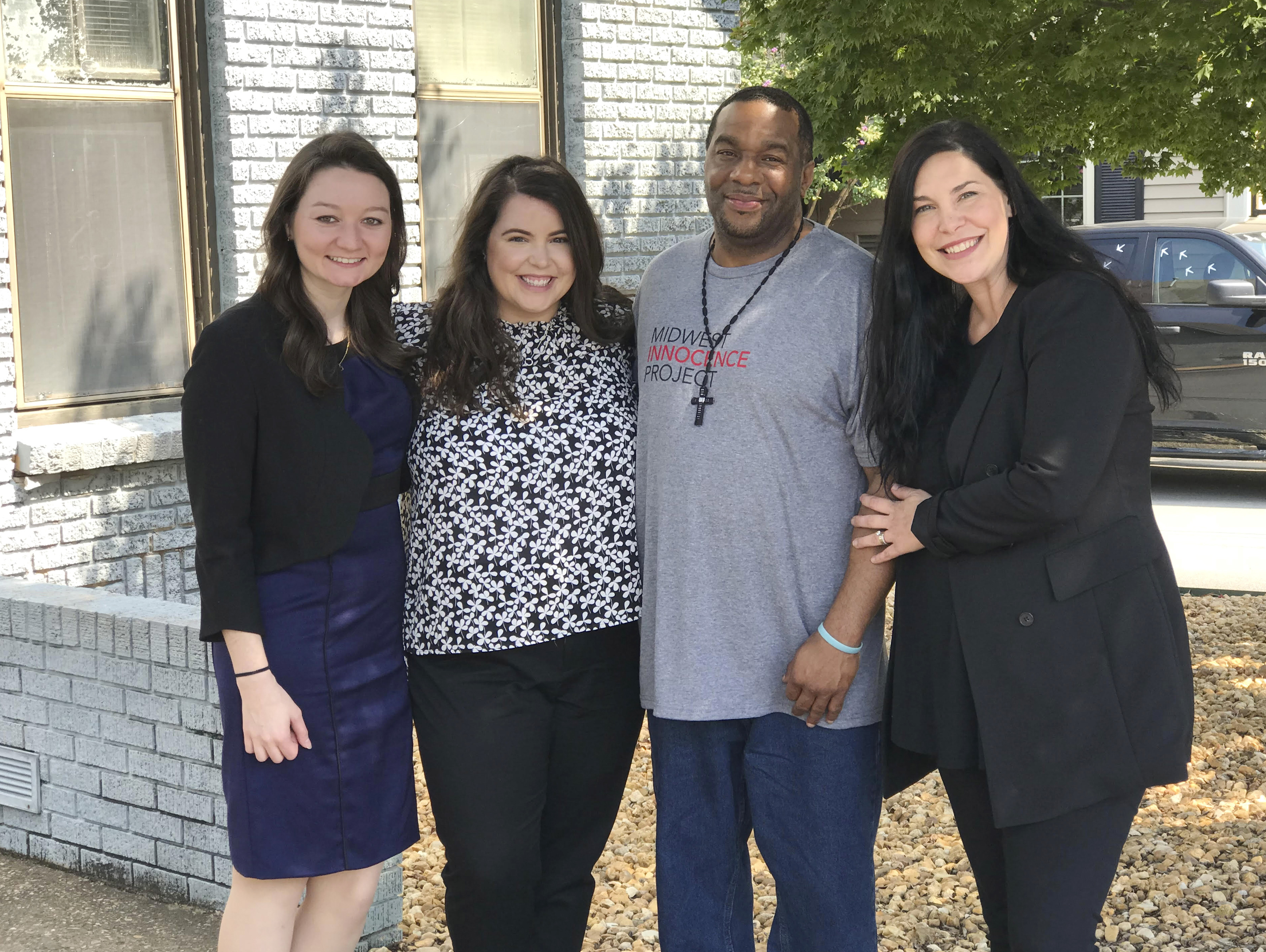 Correction: Murder Conviction Overturned-Arkansas story