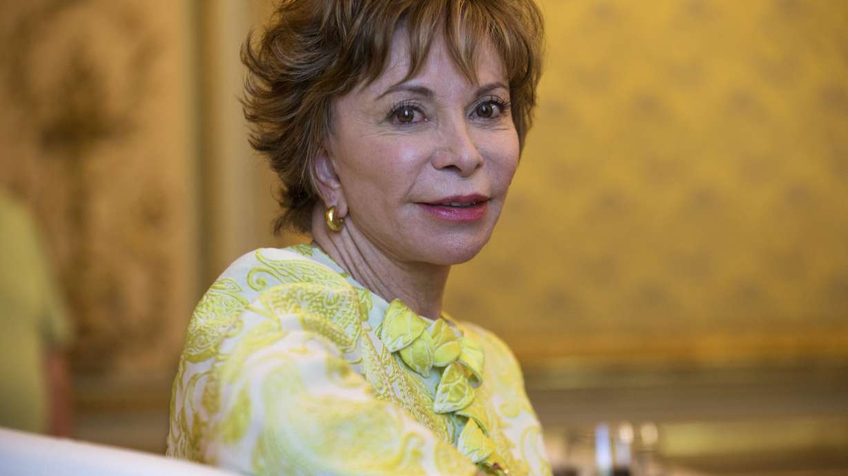 Isabel Allende to receive honorary National Book Award medal