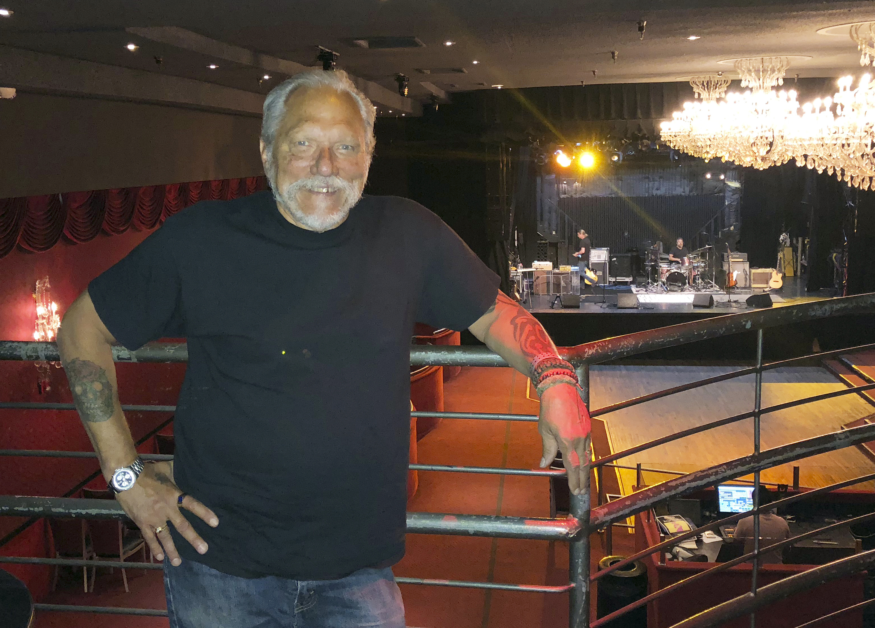 Jefferson Airplane's Kaukonen is still on embryonic journey
