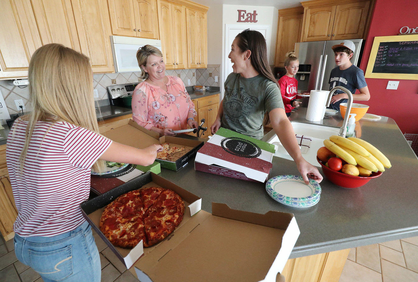 Where are wildfire evacuees? Mostly with family, friends and neighbors