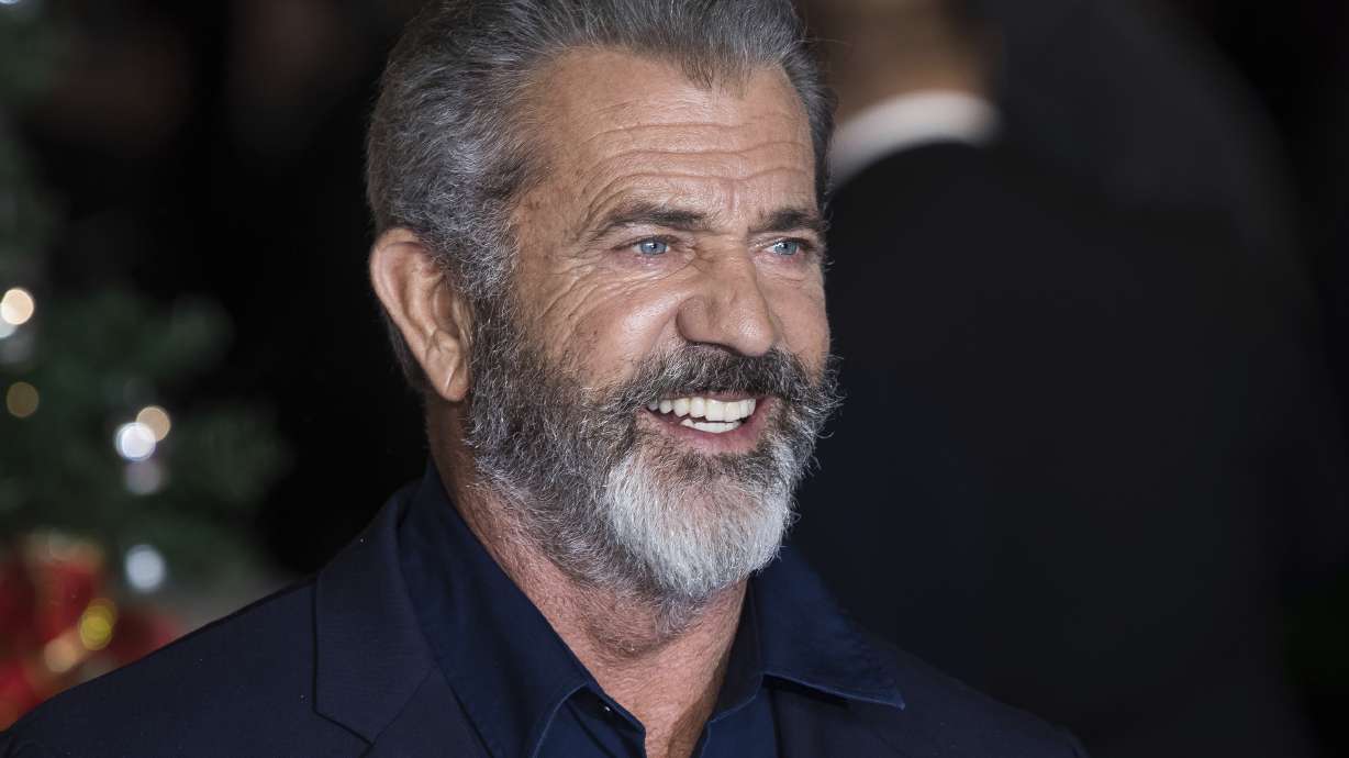 Mel Gibson to direct, co-write remake of 'The Wild Bunch'