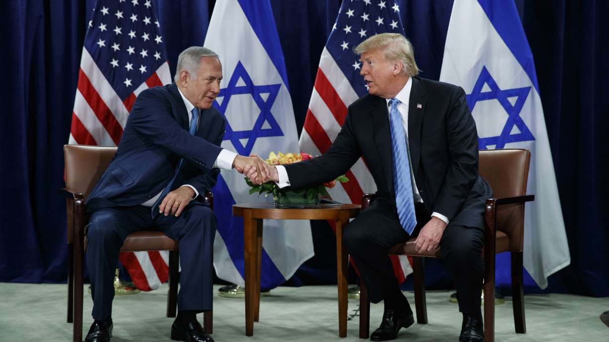 Trump, at UN, backs separate states for Israel, Palestinians