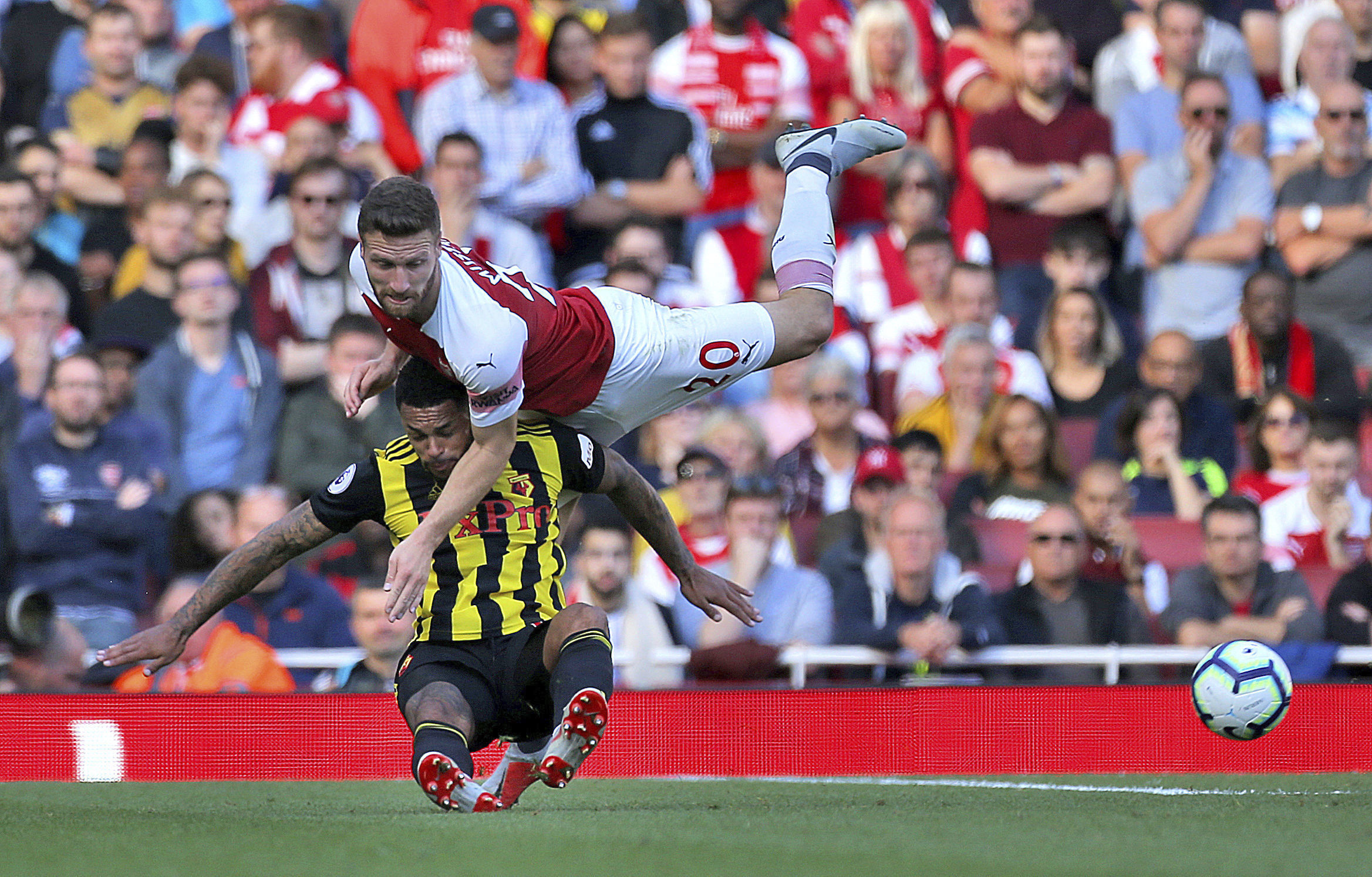 Arsenal wins 5th straight EPL game, beats Watford 2-0