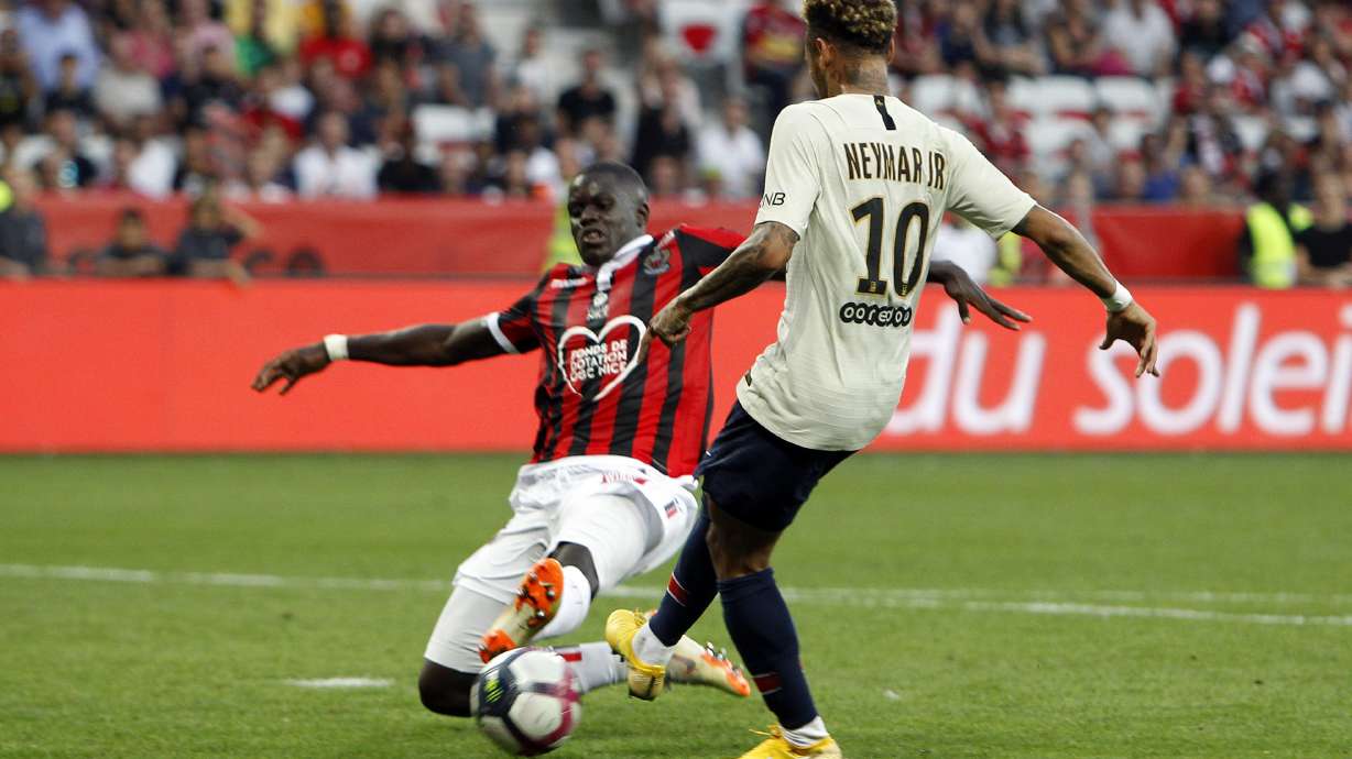 Neymar's mouth bloodied between 2 goals in PSG rout of Nice