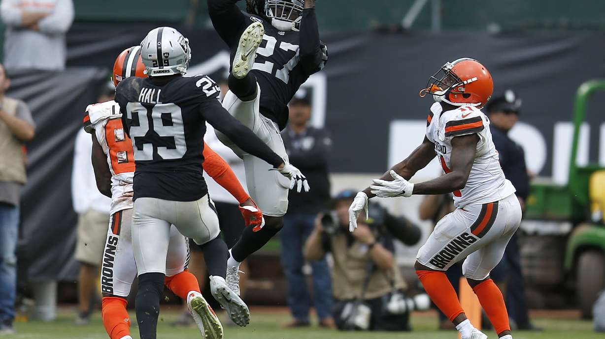Raiders steal game from Browns with 45-42 OT win
