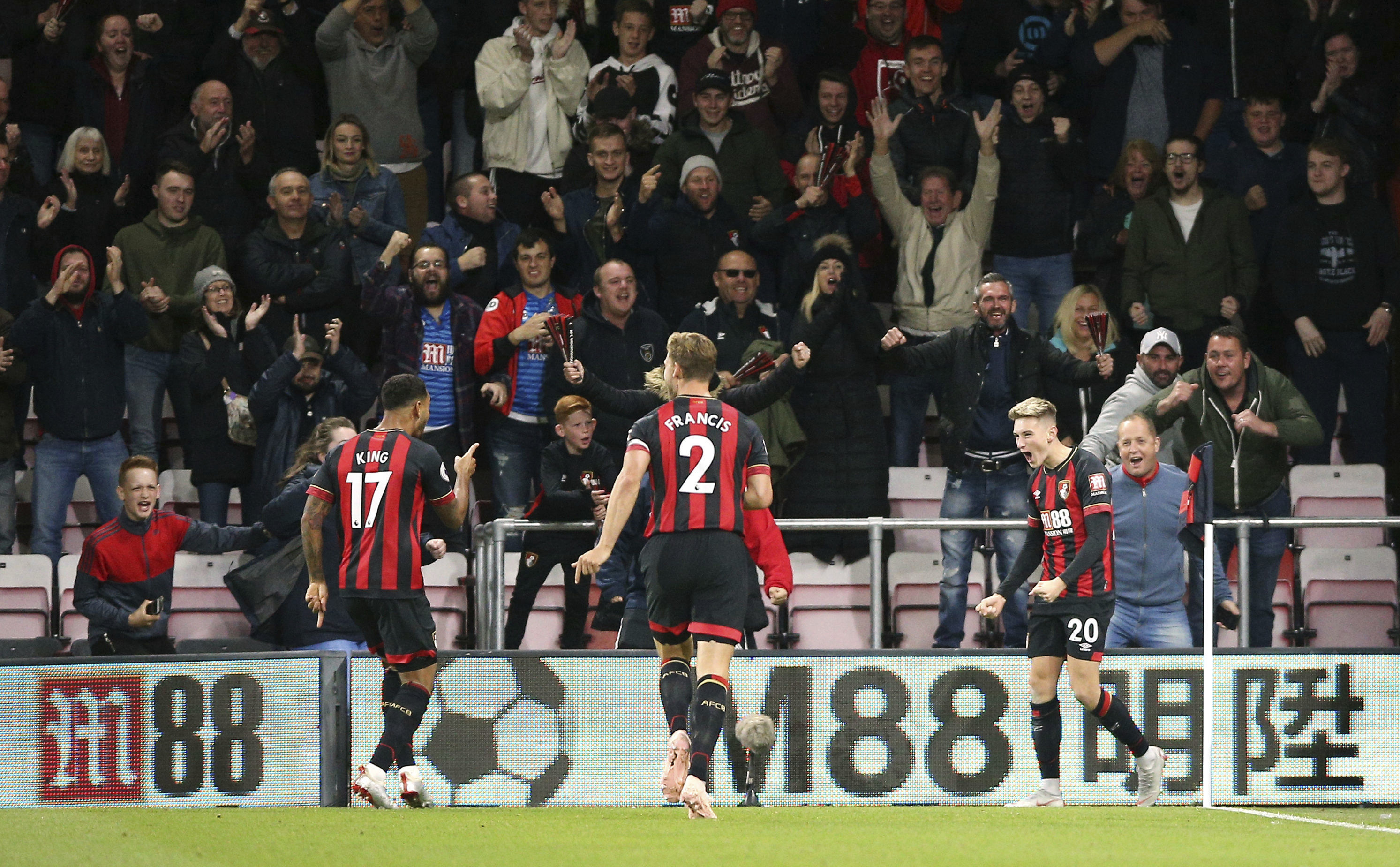 Bournemouth beats Crystal Palace 2-1 on late penalty in EPL