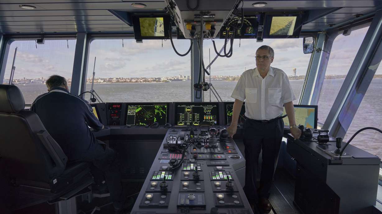 Icebreaker tests out oil spill recovery system