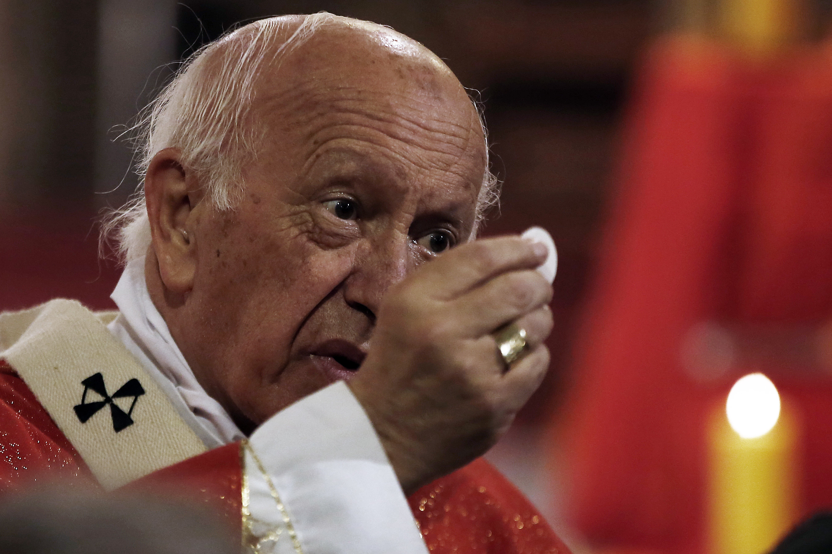 Chilean cardinal goes before prosecutor in sex abuse probe