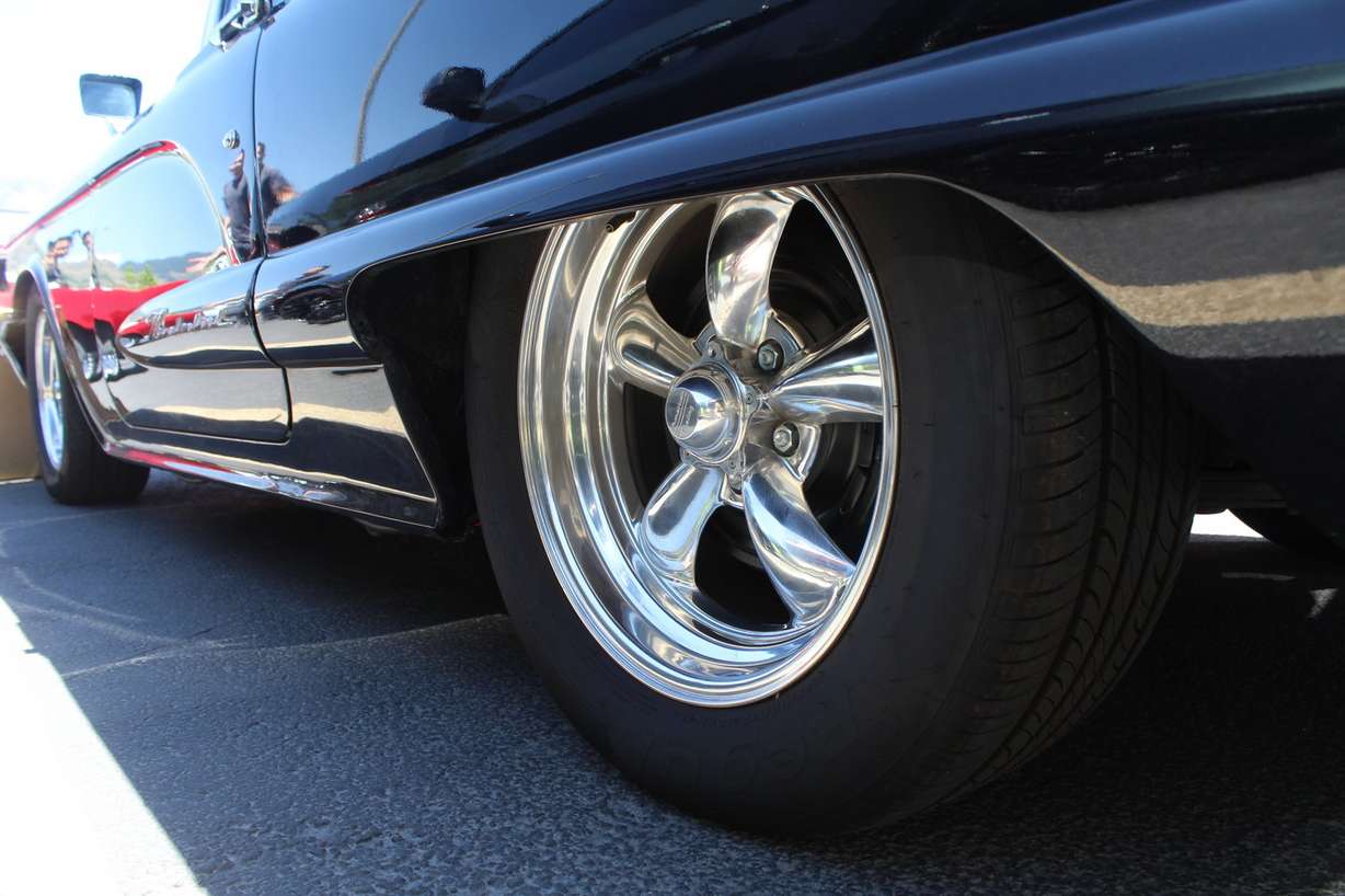 Tom Westre first fought the change, but is now happy with the aftermarket wheels on his 1960 Ford Thunderbird. (Photo: Brian Champagne)