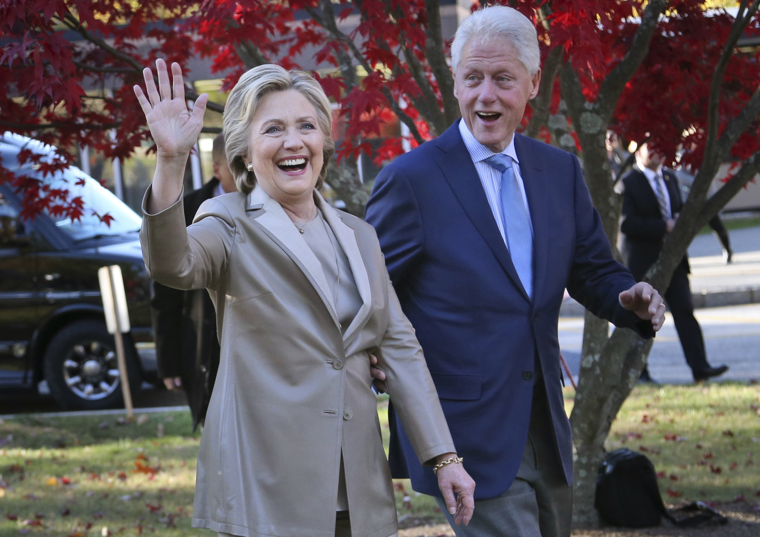 Hillary and Bill Clinton to go on tour this year