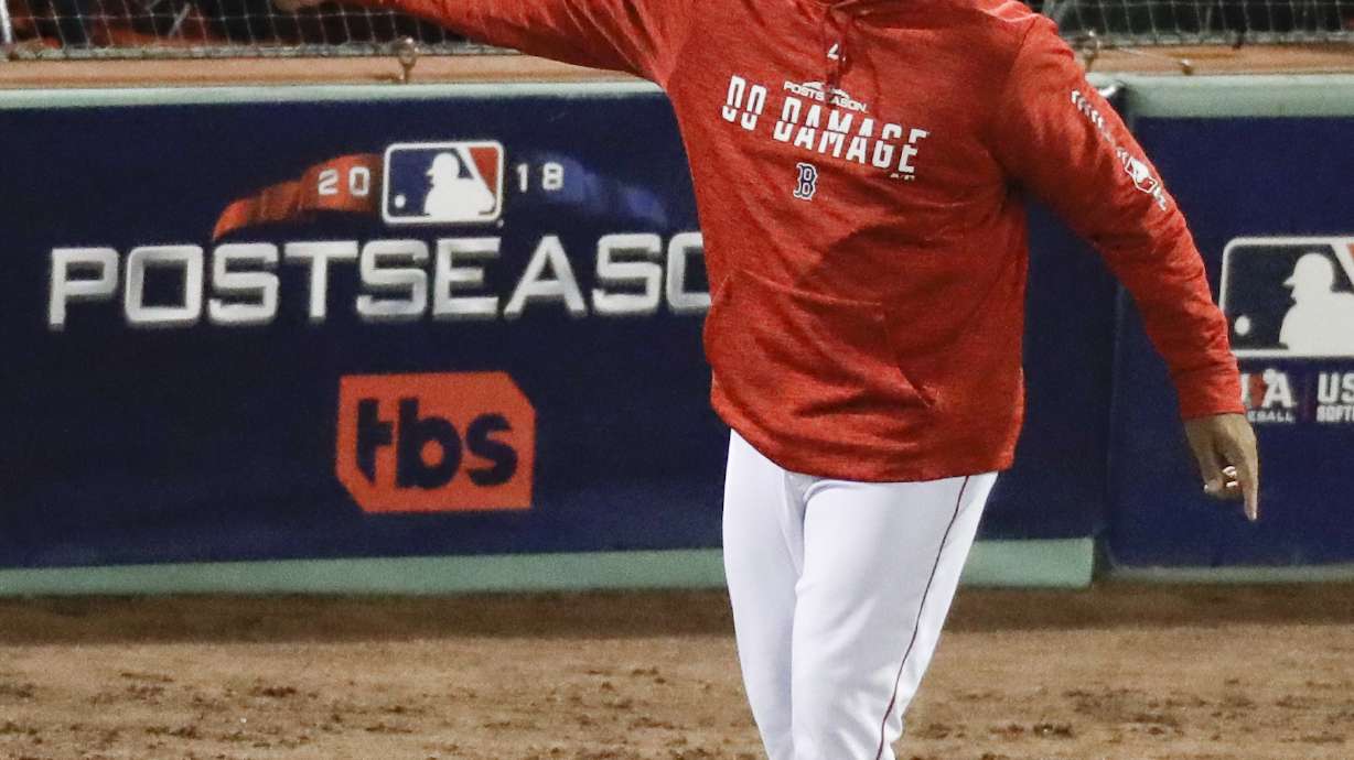 Verlander cools off Red Sox 7-2 in Game 1 of ALCS