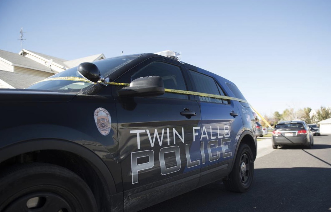 Police: Twin infants die from unknown causes in Twin Falls