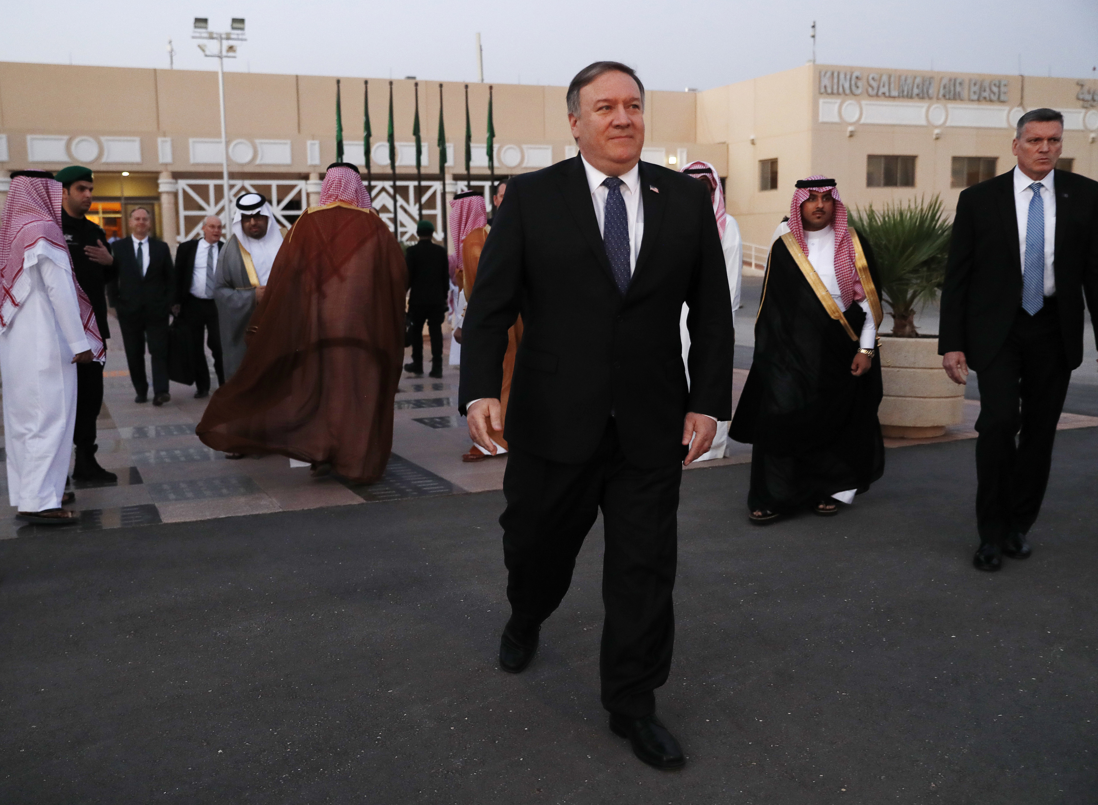 Police search Saudi consul's home in Khashoggi case