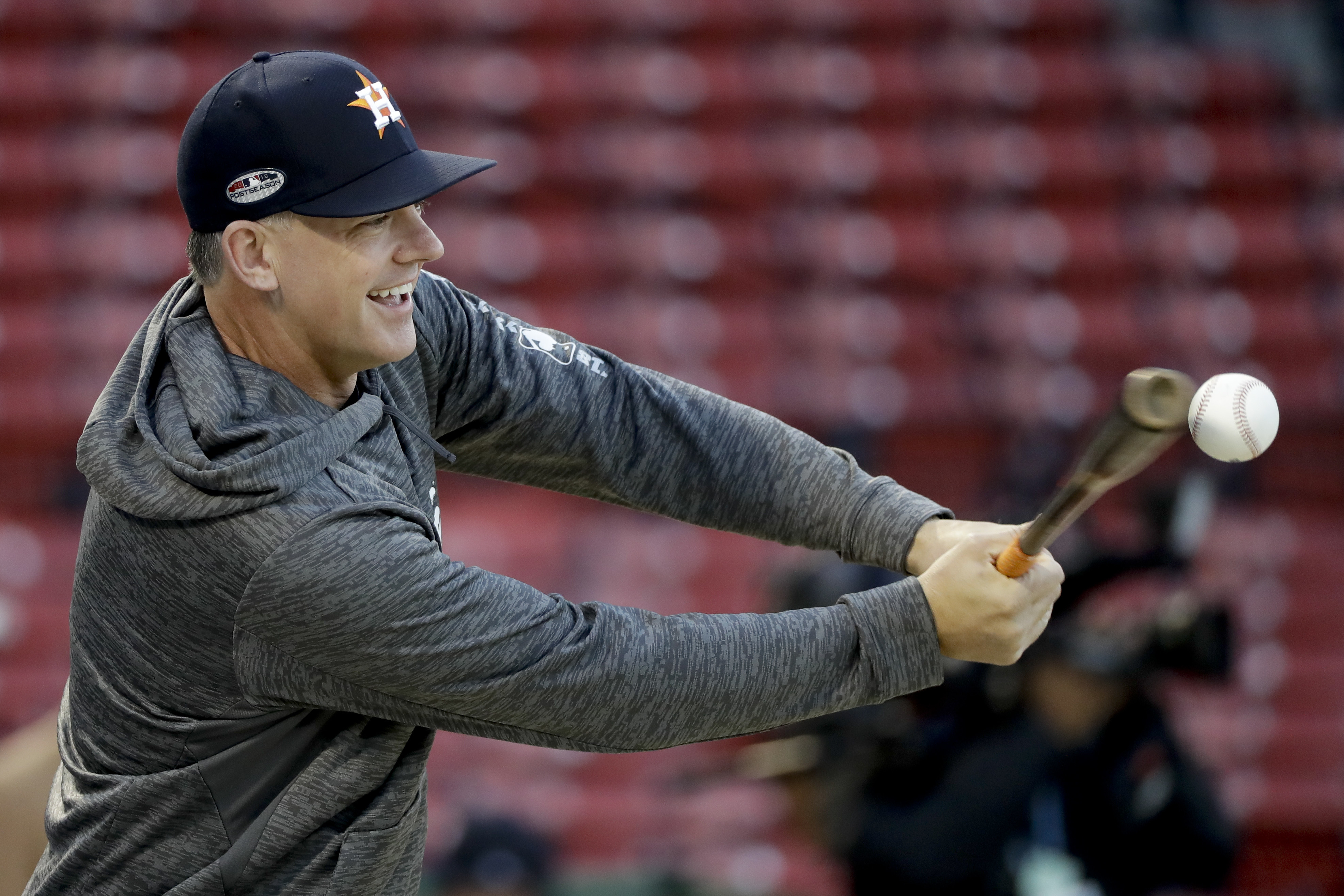 MLB says Astros doing surveillance, not spying in dugouts