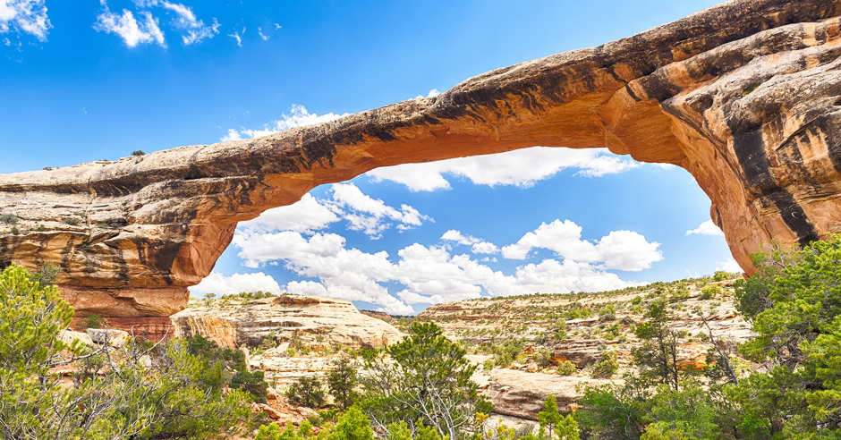 7 crazy-awesome natural bridges and arches in Utah