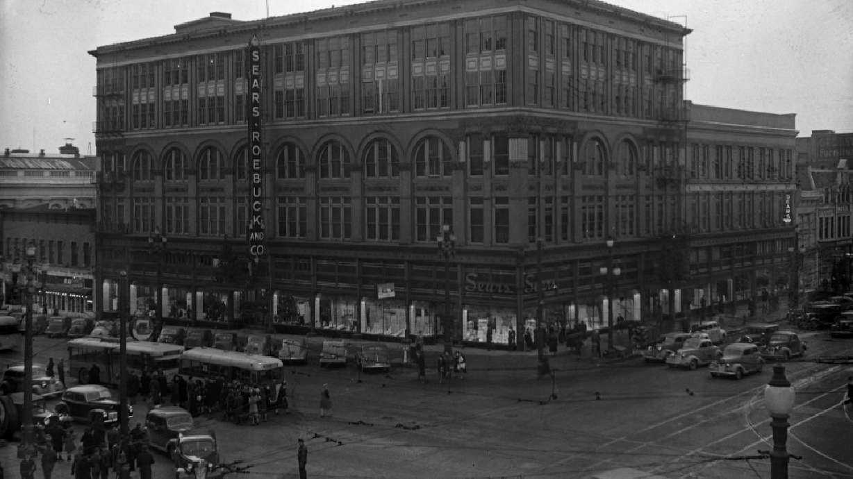 How Sears left a mark in American shopping history