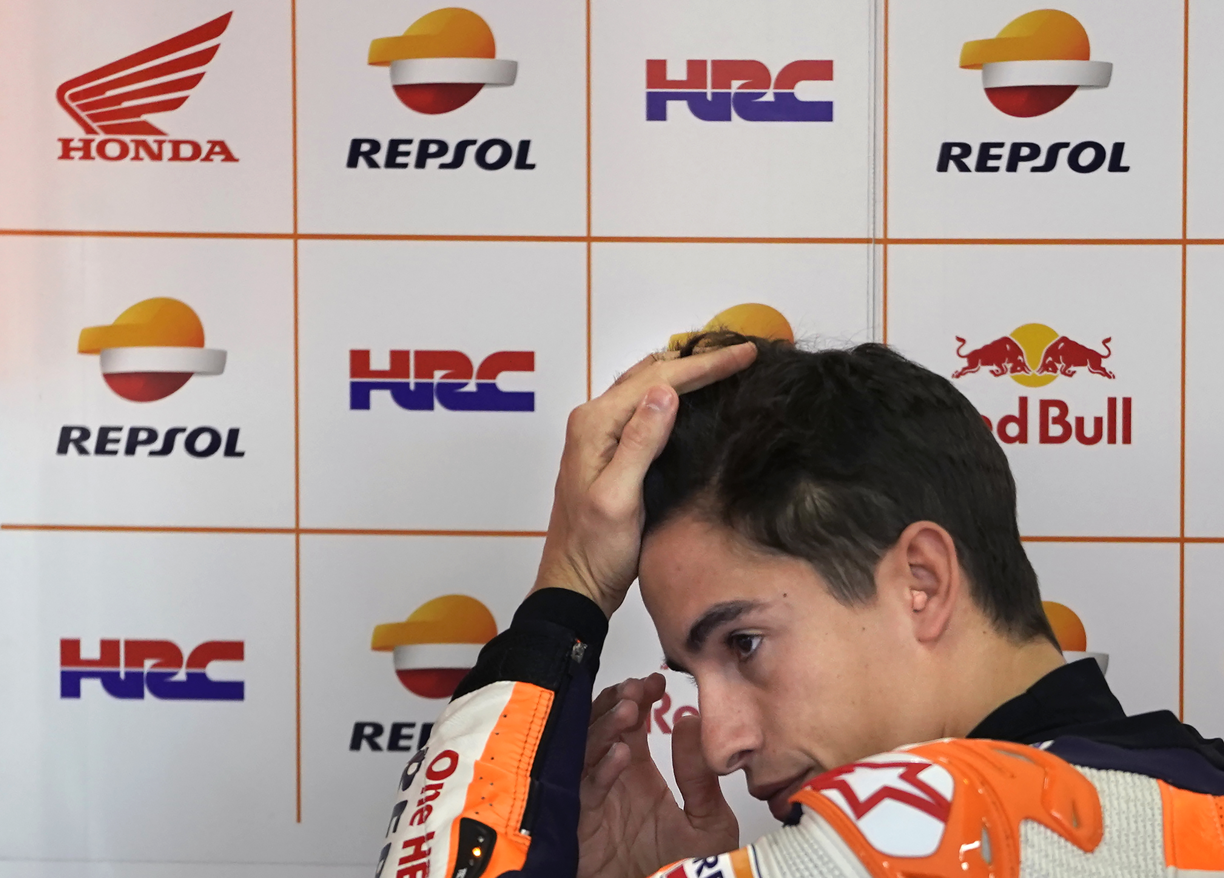 Marquez wins Japanese MotoGP to secure championship title