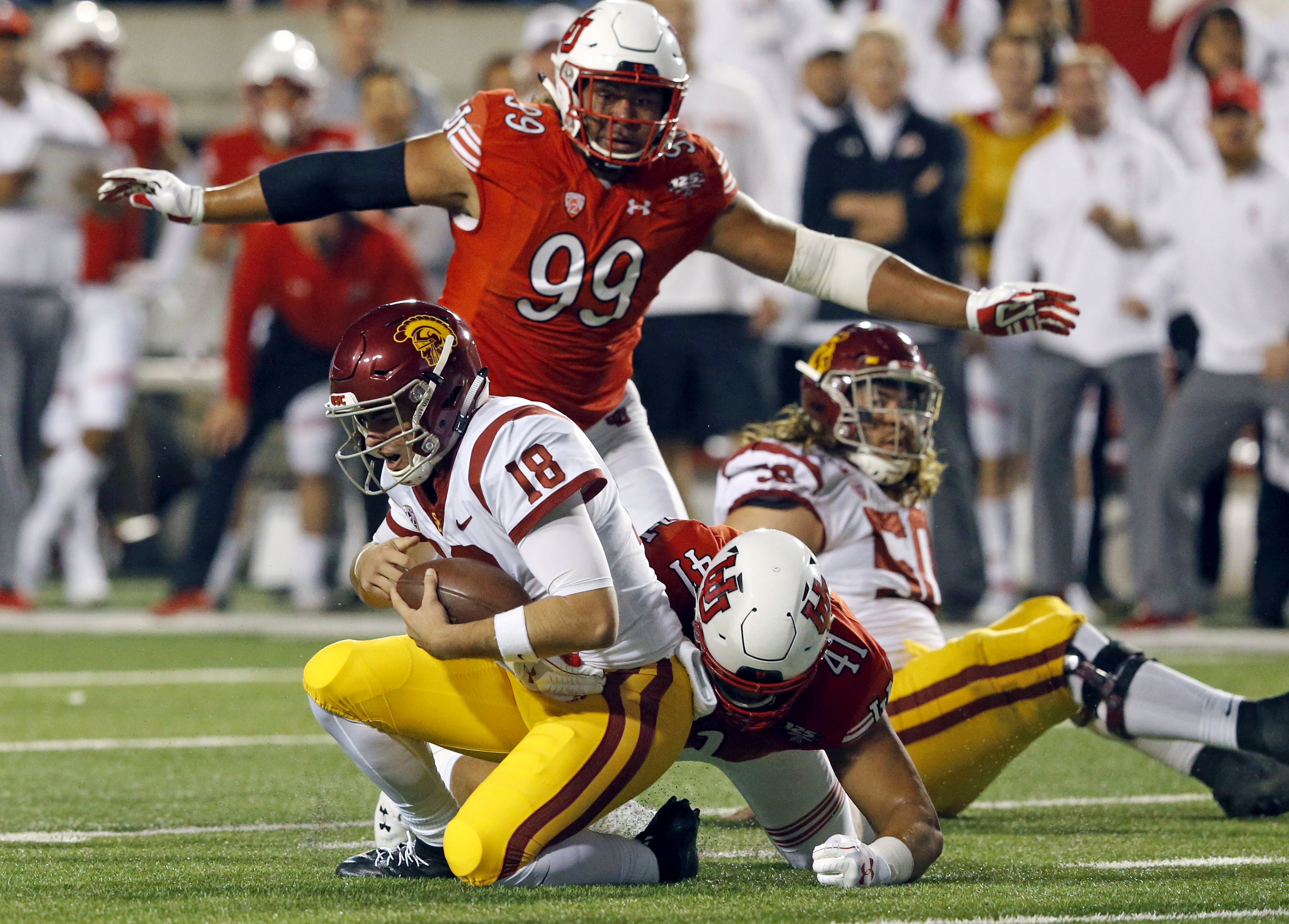 USC freshman quarterback J.T. Daniels in concussion protocol