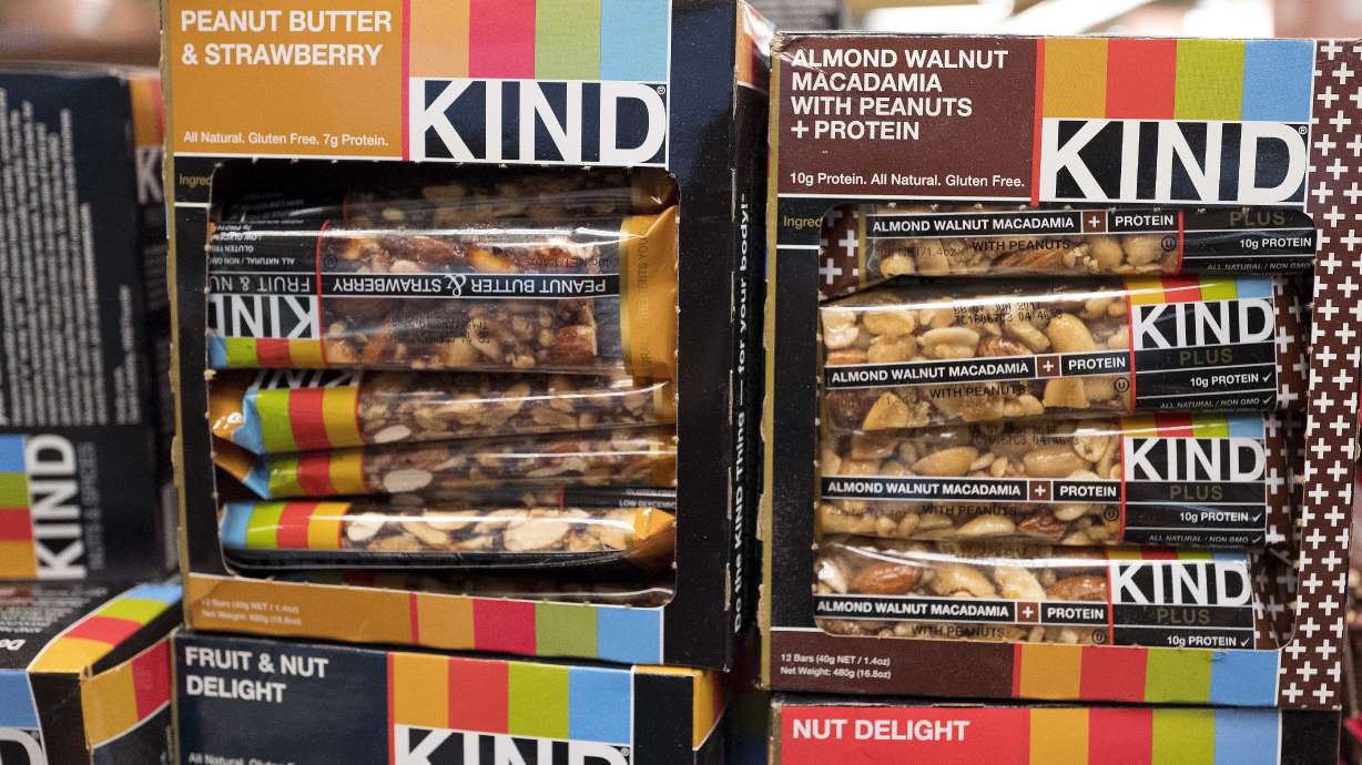 Gum, bottled water, pizza bagels want to be called 'healthy'