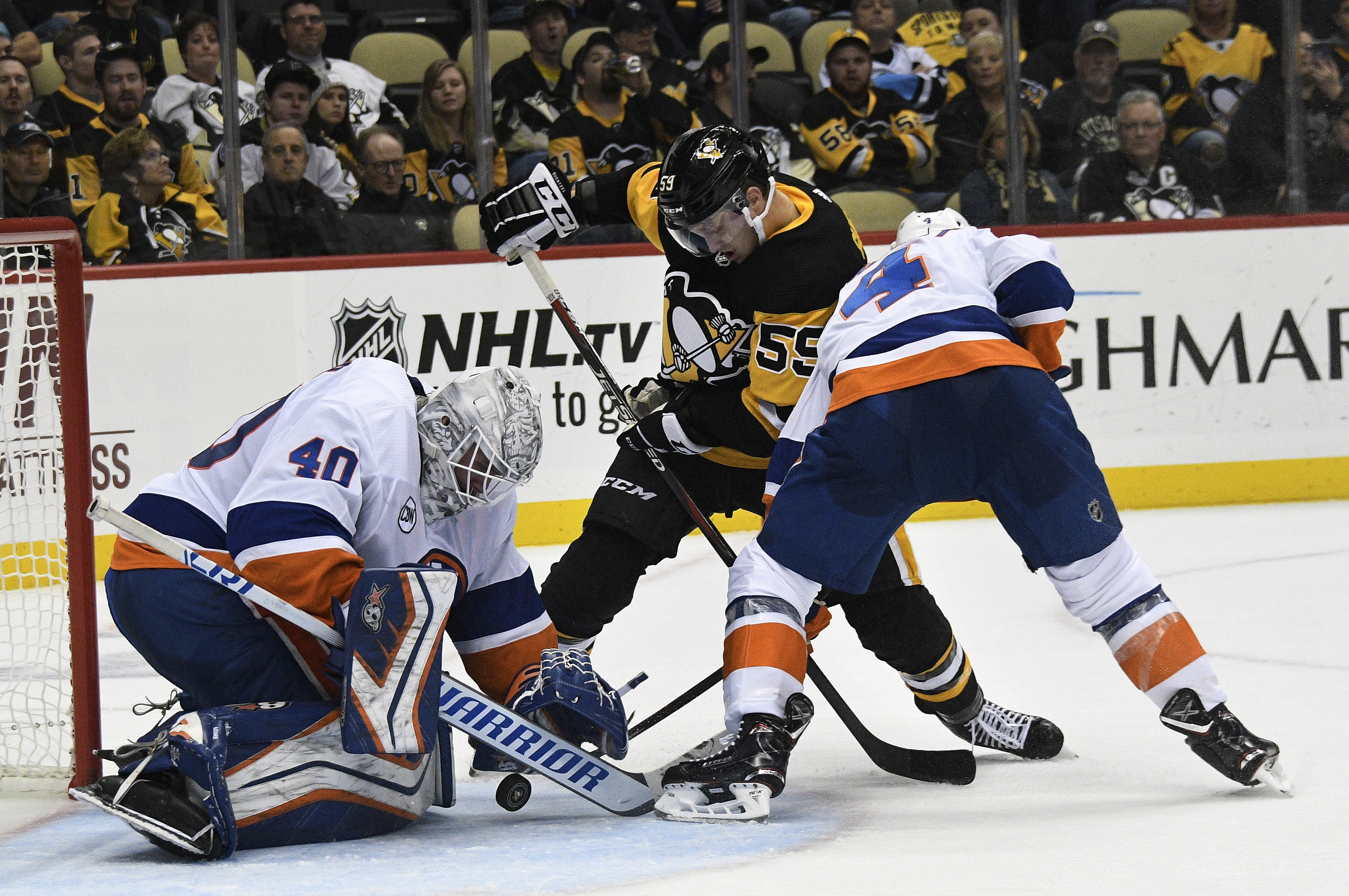 Eberle's 2 goals lead Islanders over Penguins 6-3