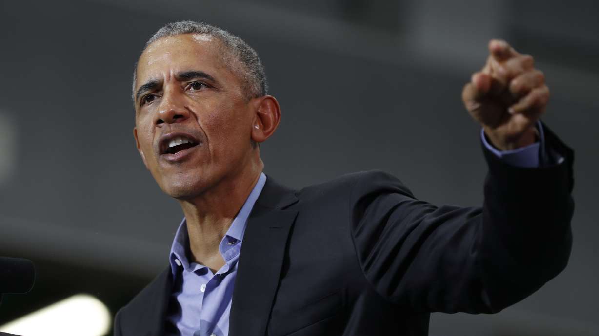 Trump vs. Obama in the final weekend of the midterms