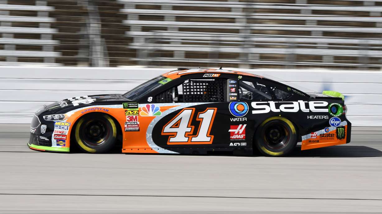 Kurt Busch vying for 2nd Cup title amid uncertain future