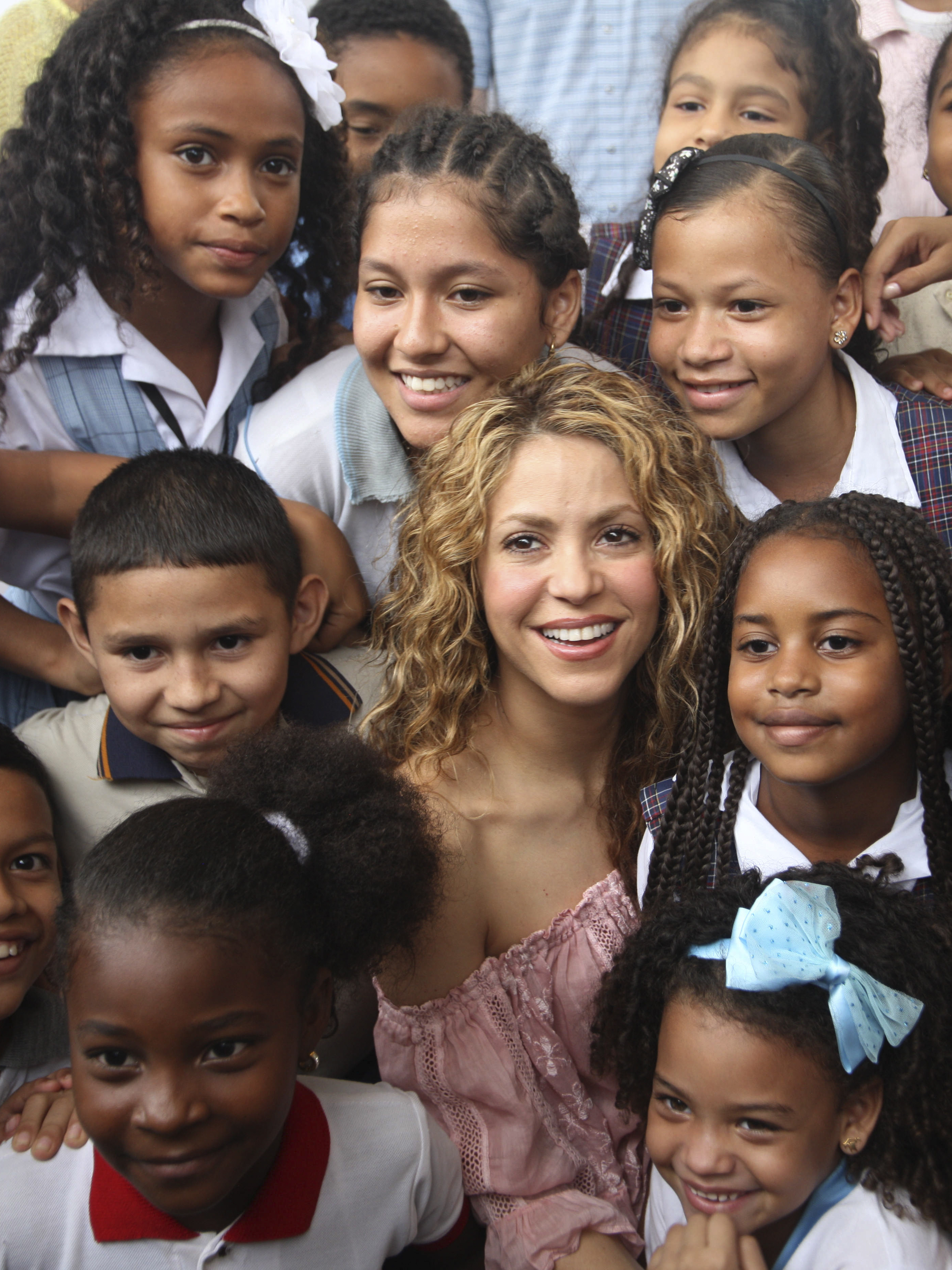Shakira inaugurates building of 2 schools in native Colombia