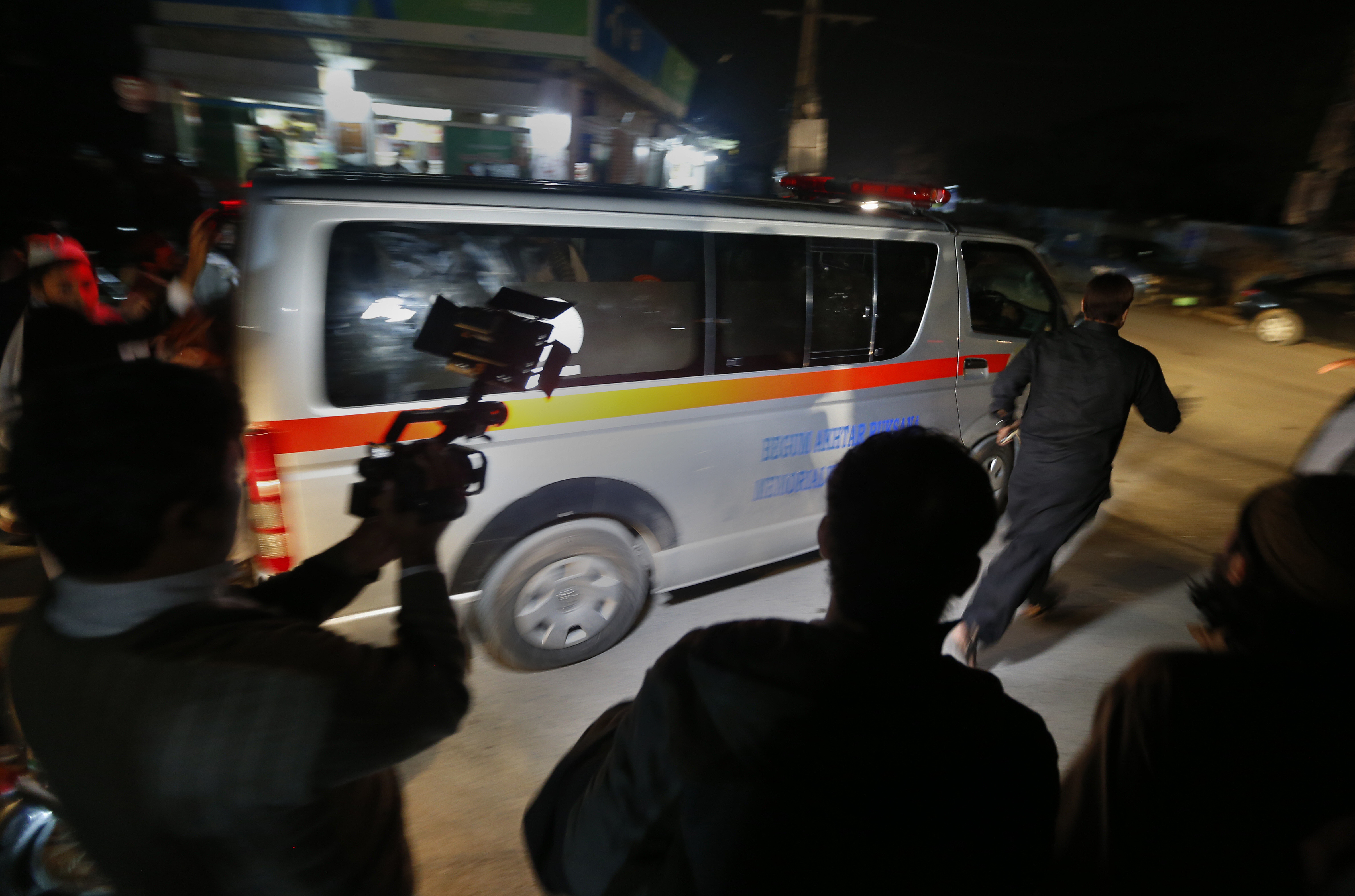 Defense lawyer in Pakistan blasphemy case flees country