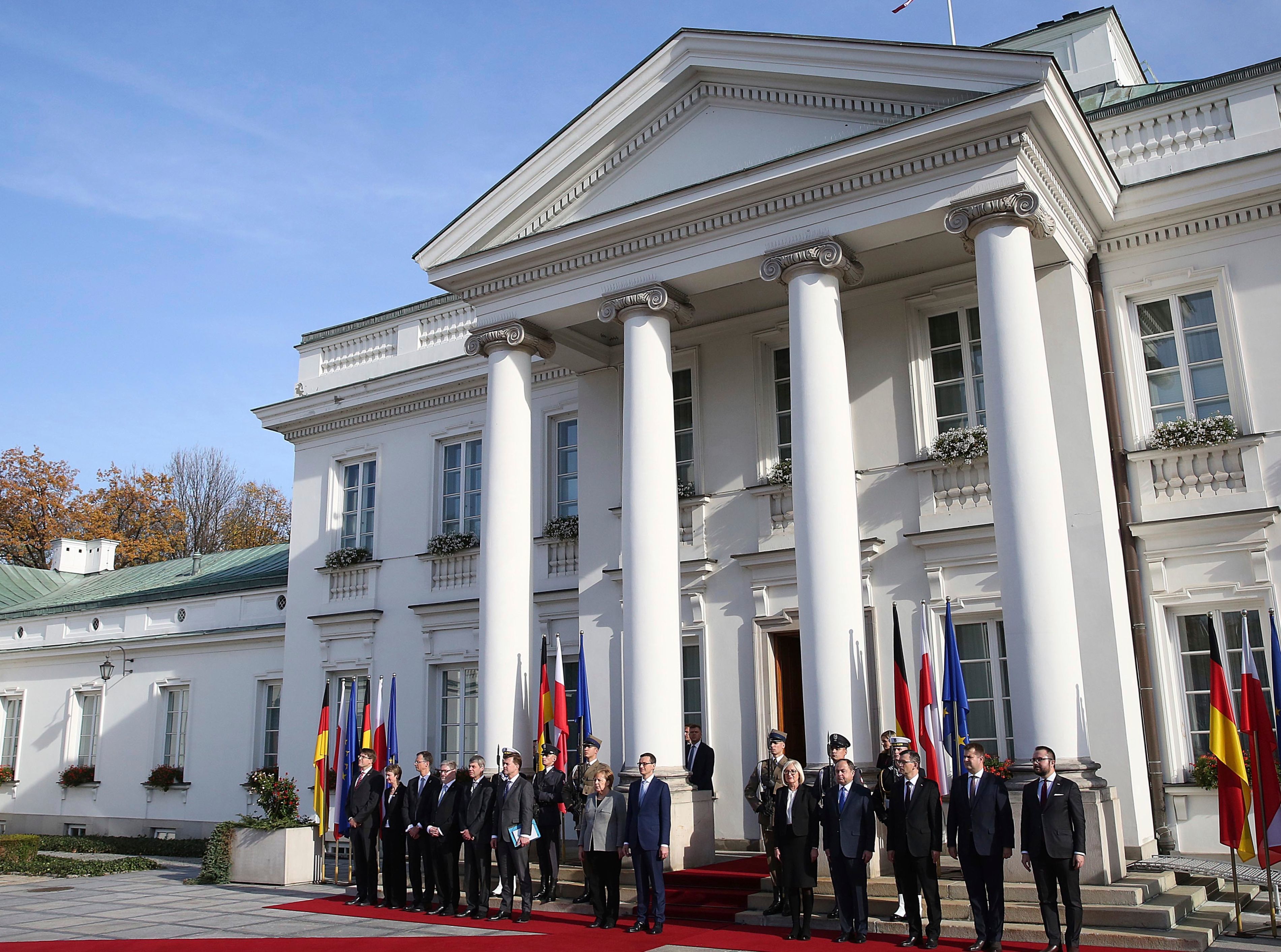 Poland: Exit poll gives centrists edge in key mayoral races