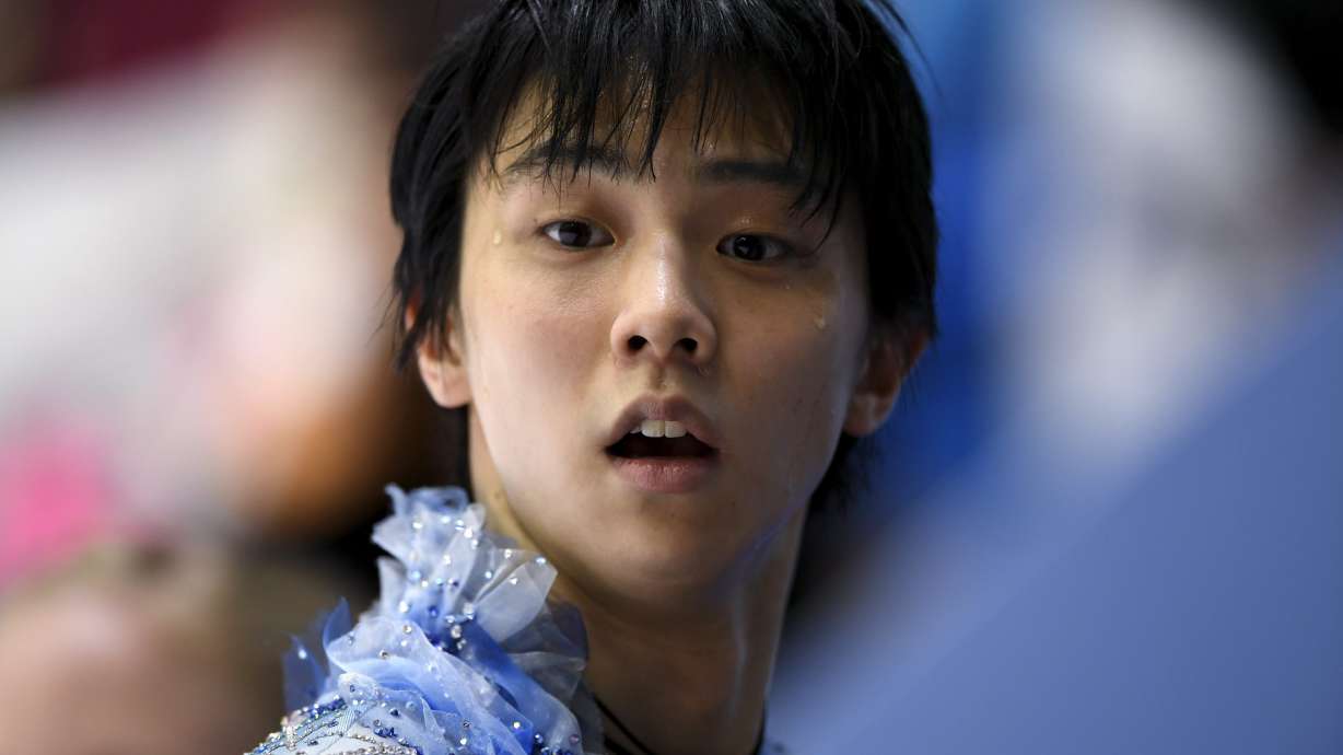 Hanyu wins Grand Prix skating gold in dominant style