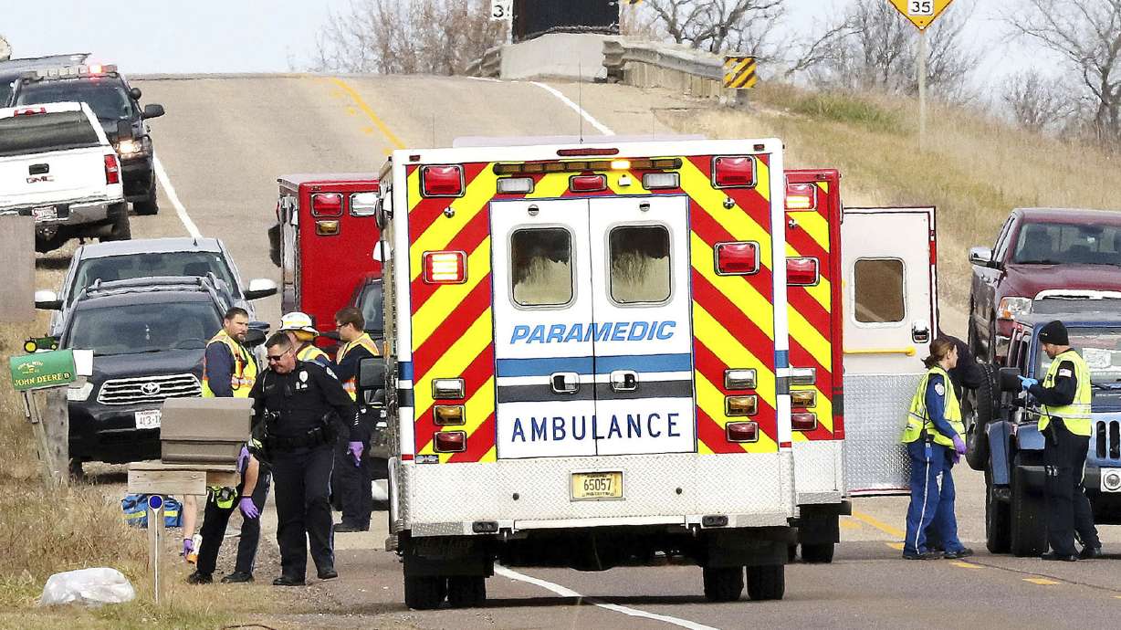 Wisconsin town mourns 3 Girl Scouts, 1 adult killed in crash