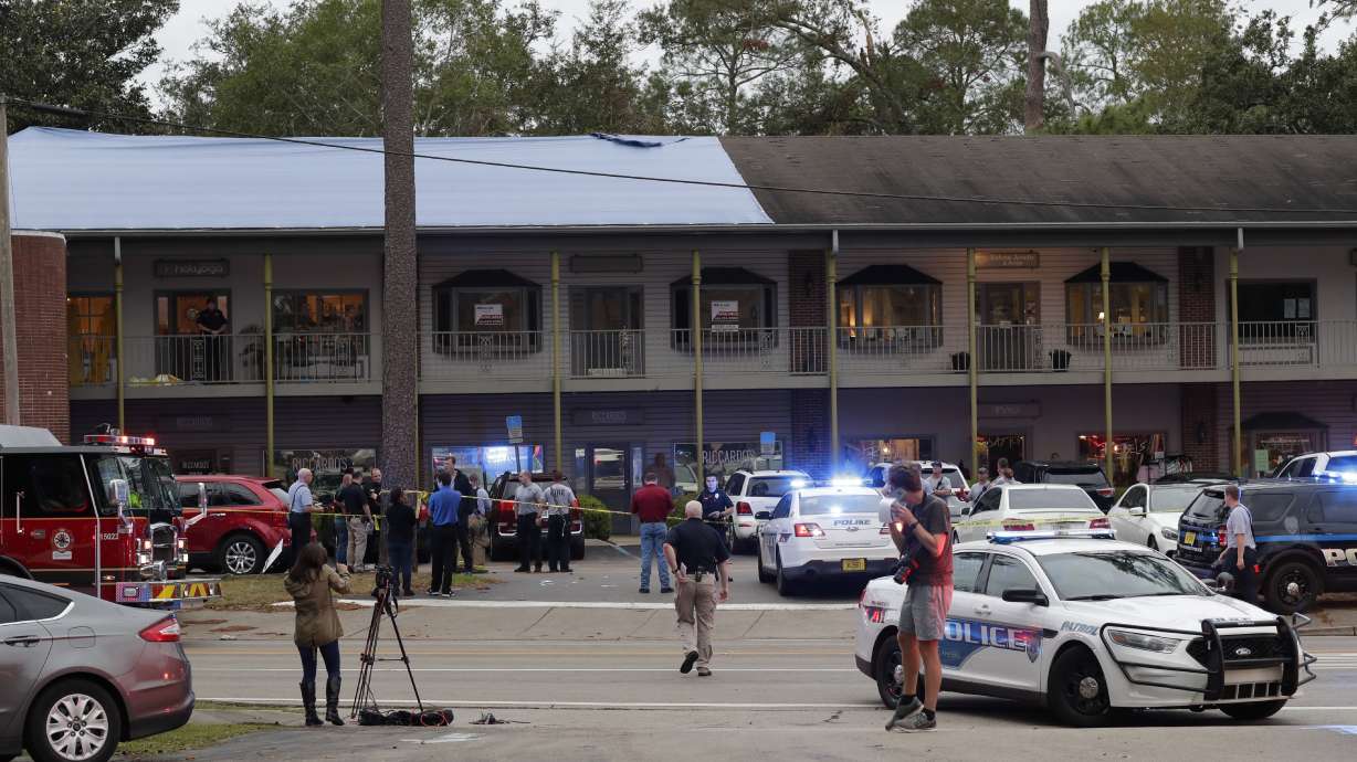 Man says he wrestled with gunman during yoga studio shooting