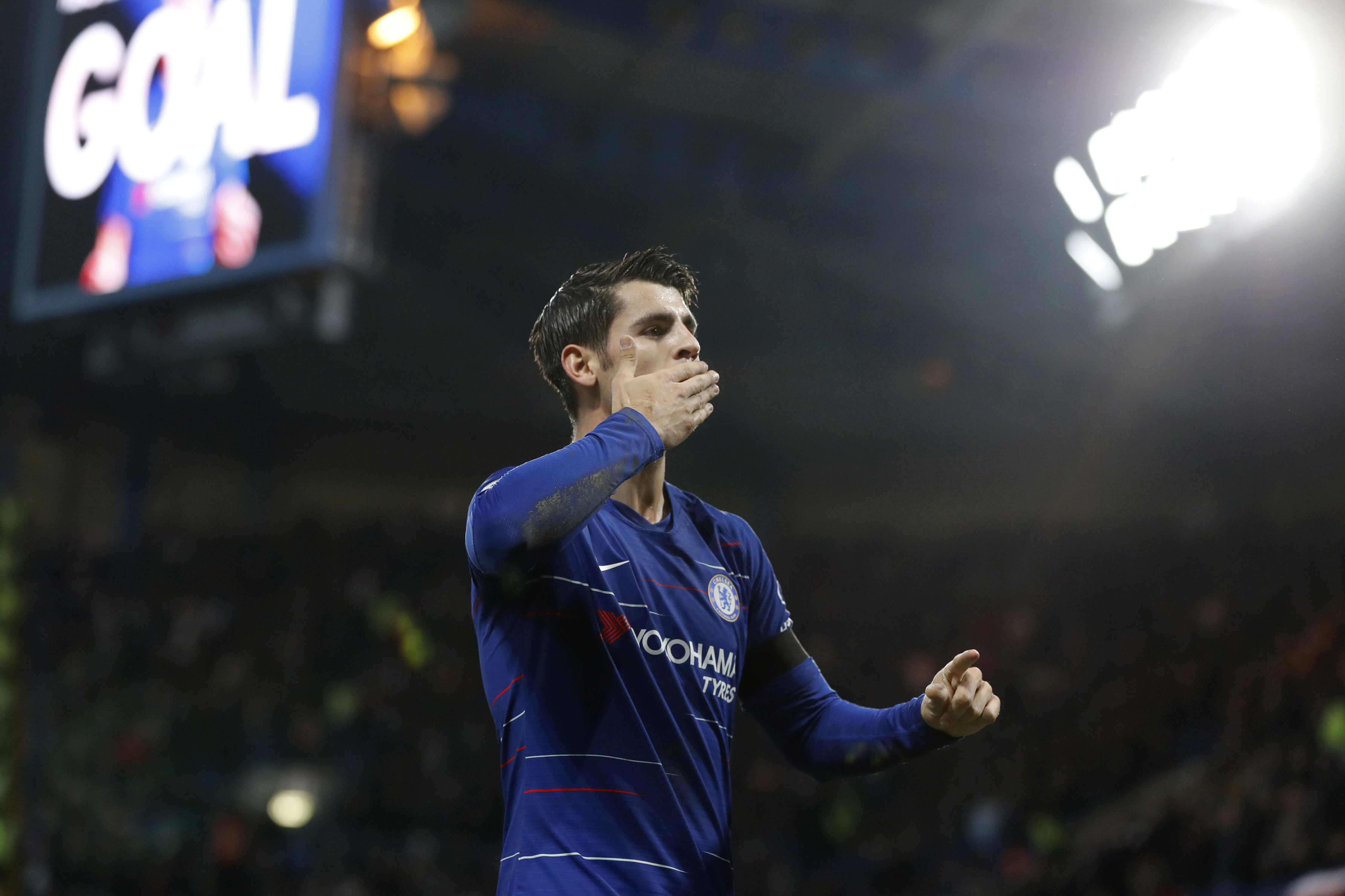 Morata double helps Chelsea sink Palace 3-1 in EPL