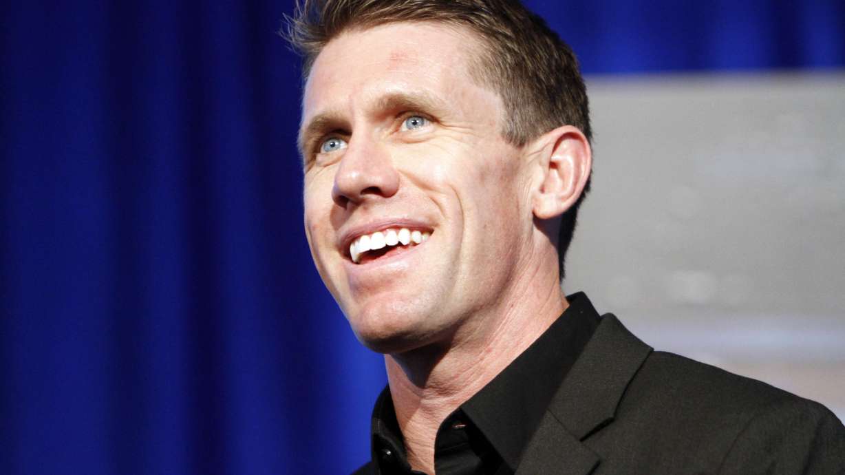 Carl Edwards misses racing but not planning NASCAR comeback