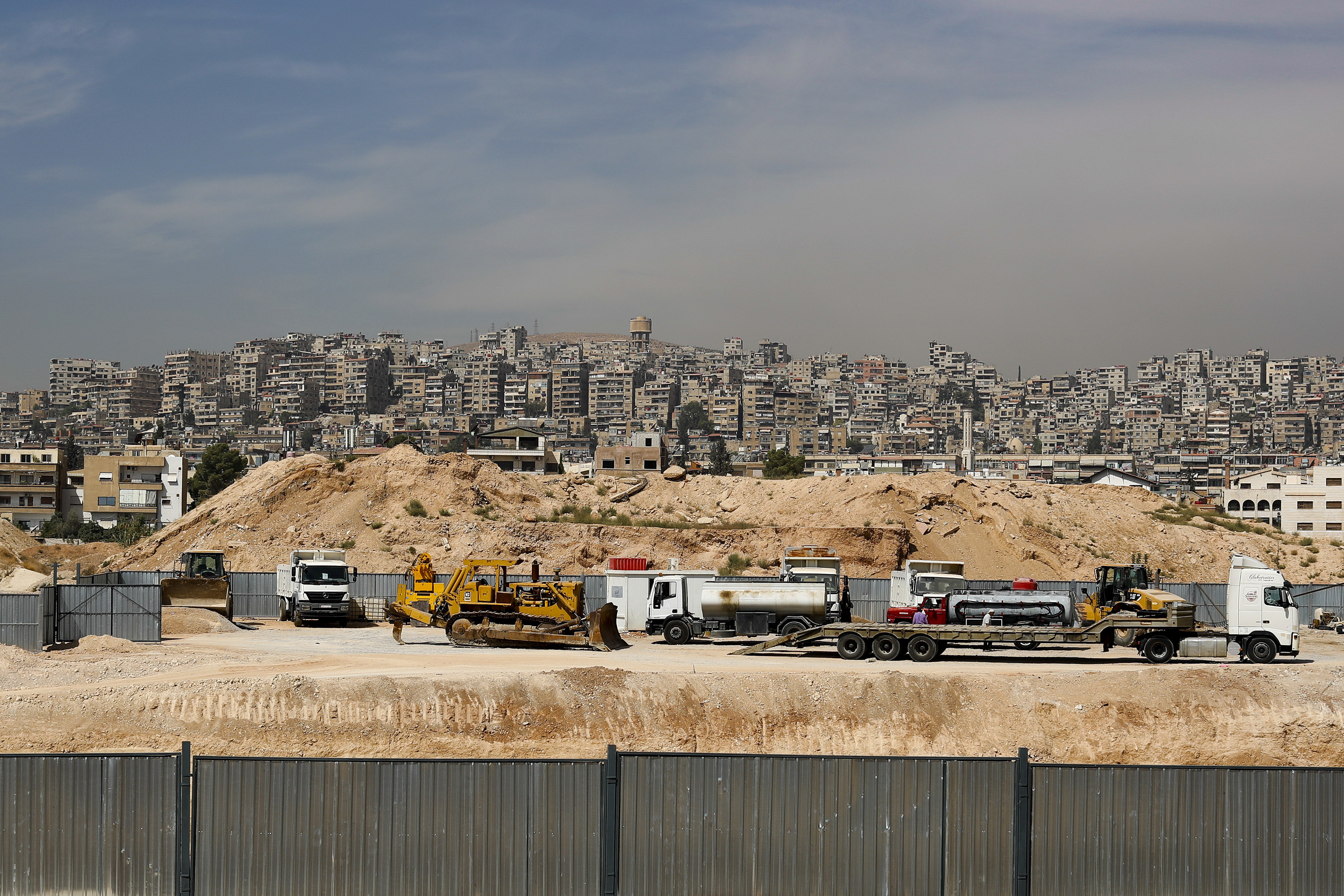 A luxury city shows blueprint for Syria's rebuilding plans