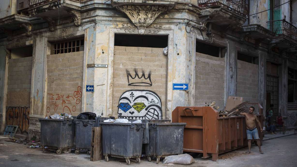 Havana fights trash problem ahead of 500th anniversary