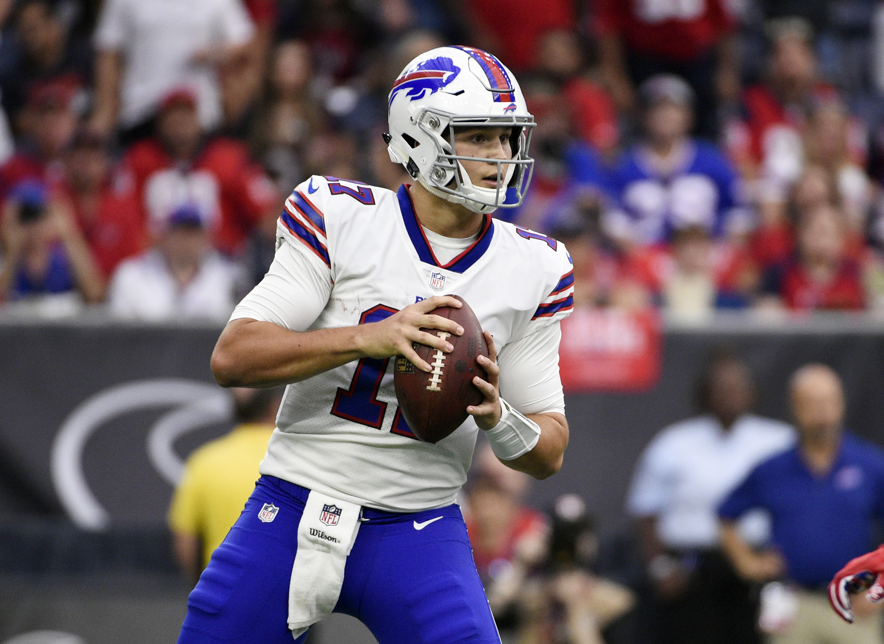 Bills QB Allen resumes practice 3 weeks after elbow injury