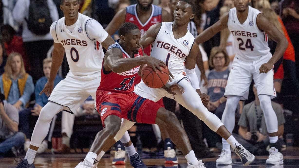 Harper leads No. 11 Auburn to 101-58 win over South Alabama