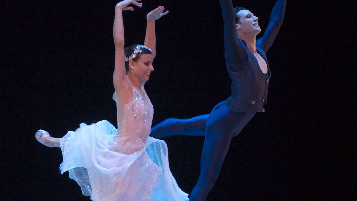 Cuban dancers return to island that once spurned them