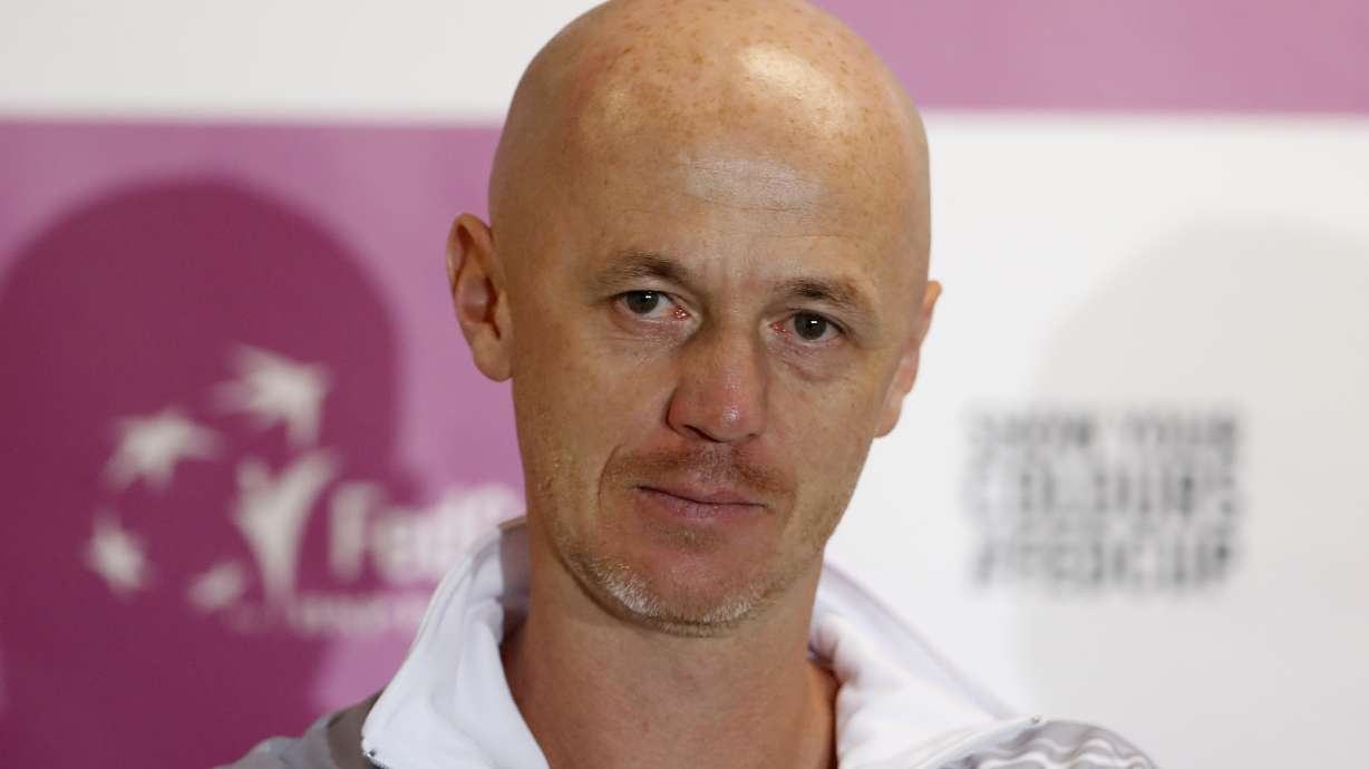 Inexperienced US faces weakened Czechs in Fed Cup final