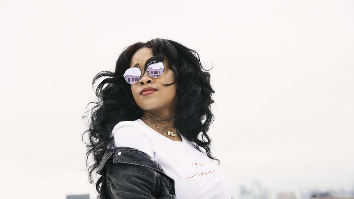 Doing it H.E.R. way: singer rises as focus remains on music
