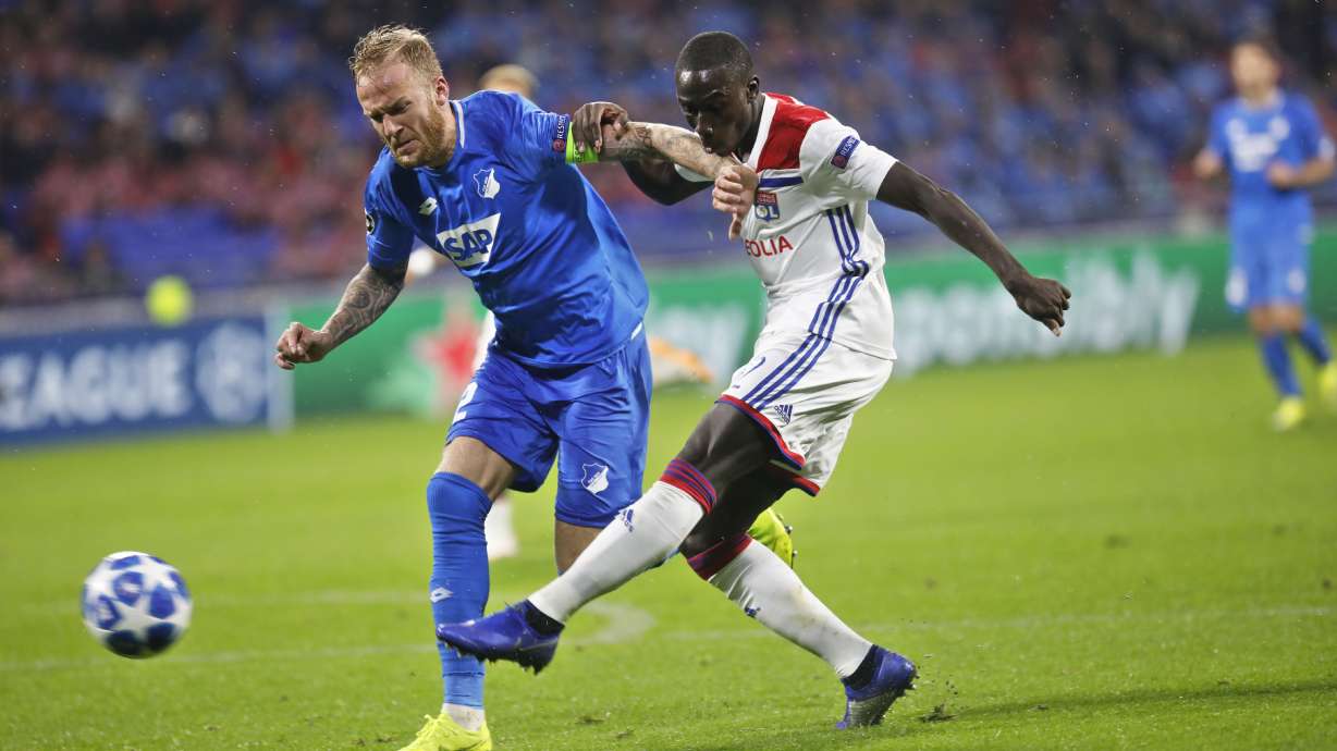 Lyon held to draw by 10-man Hoffenheim in Champions League
