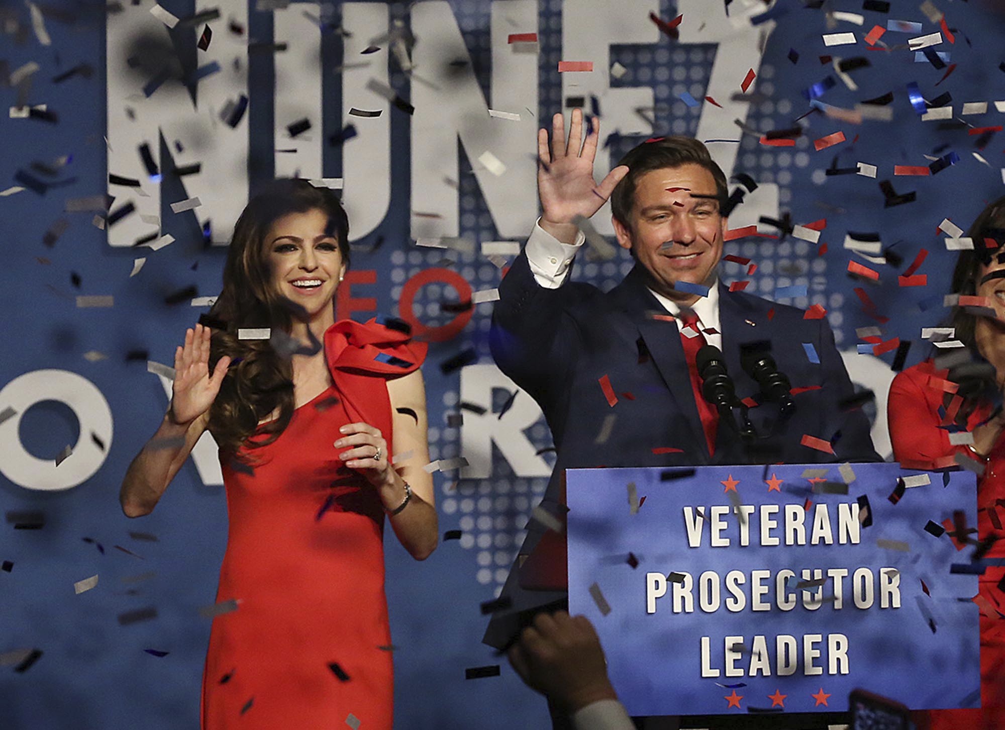Trump, Democrats can take 2020 clues from midterm elections