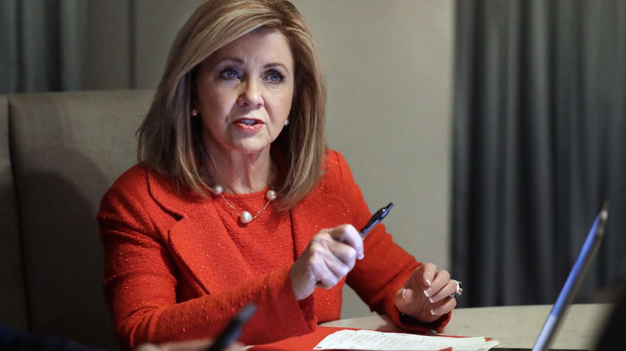 Women split vote as GOP gets Tennessee's 1st female senator