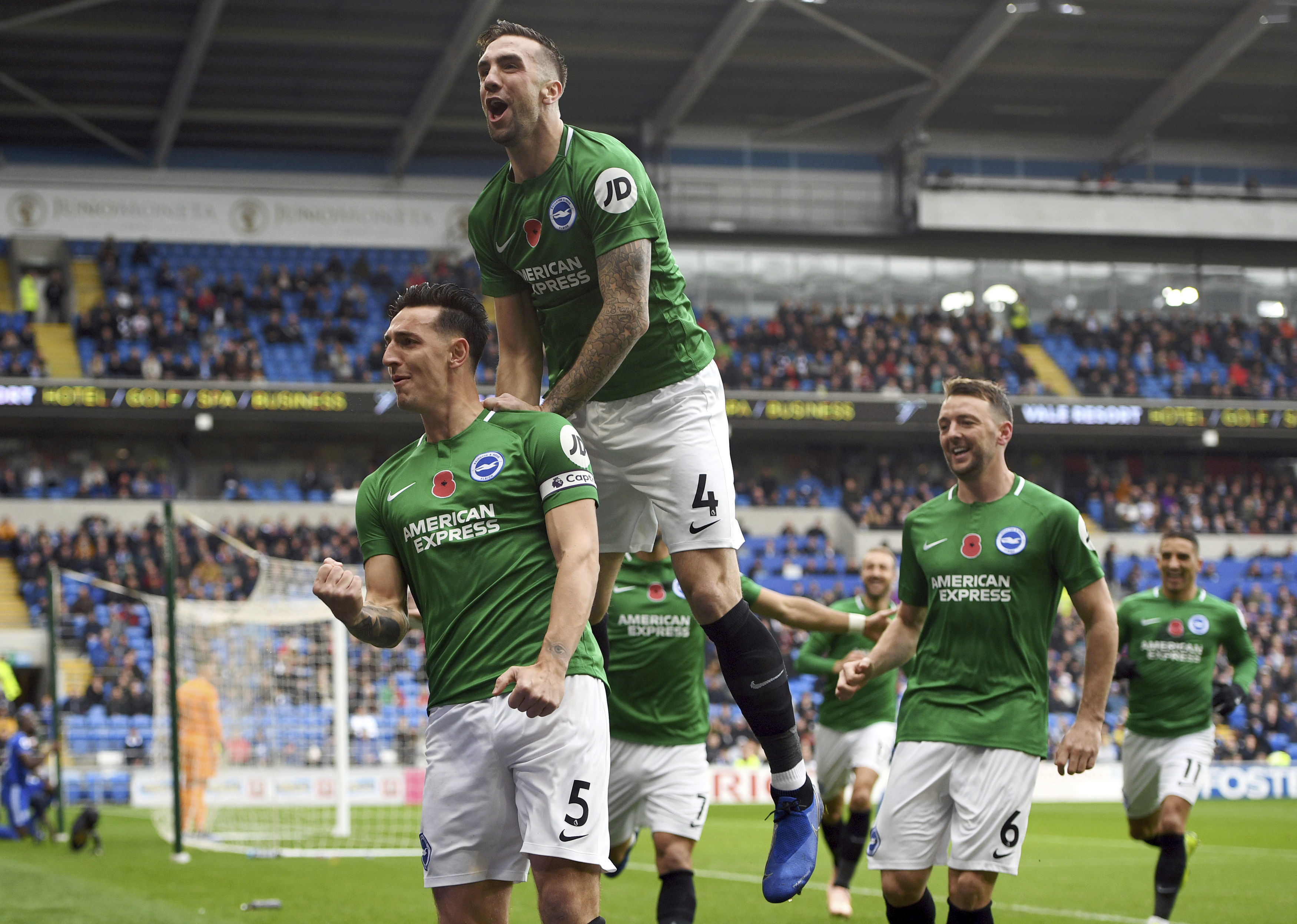 Cardiff grabs 90th-minute winner, beats Brighton 2-1 in EPL