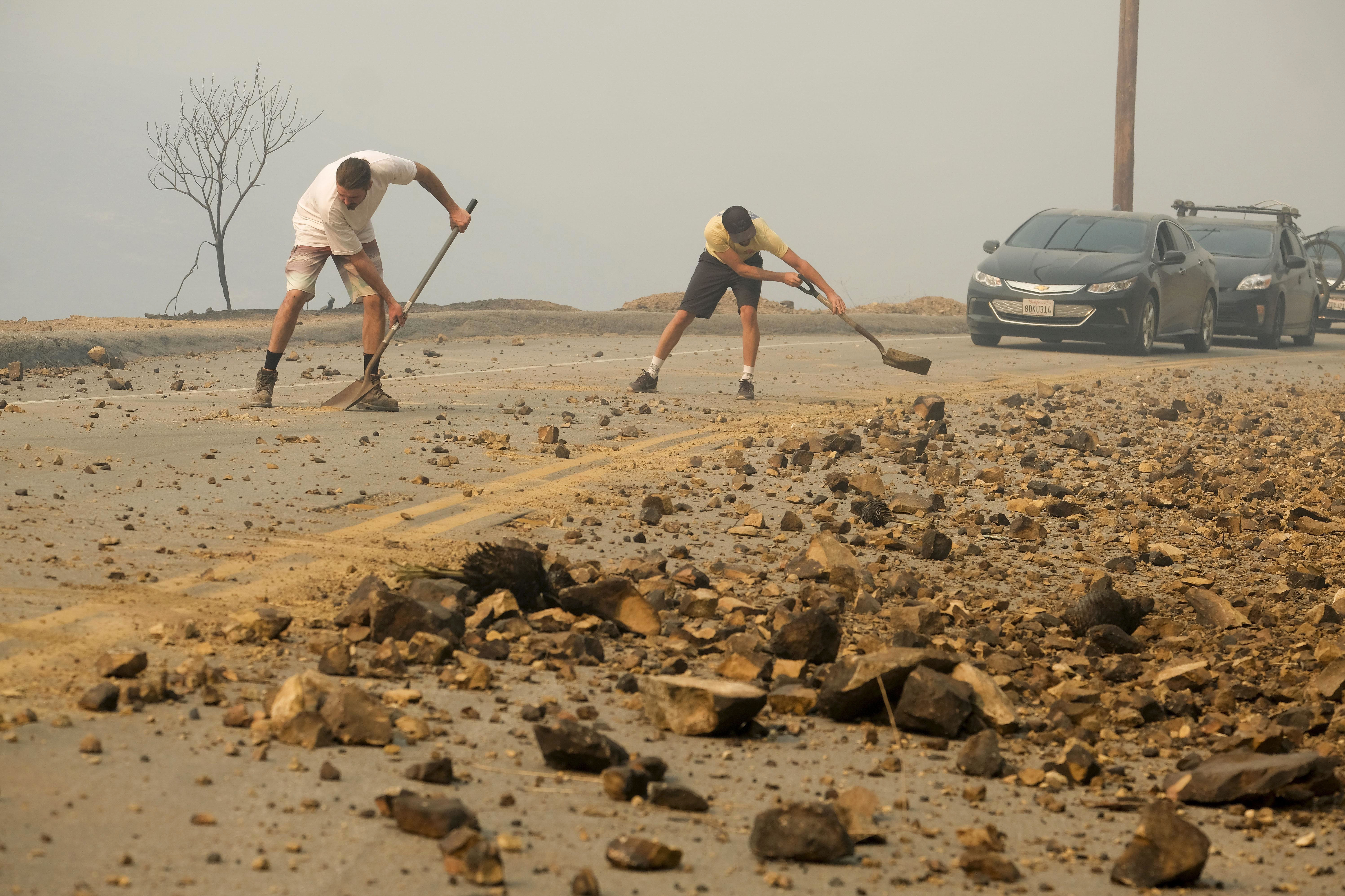 Winds cause flare-ups of big Southern California wildfire
