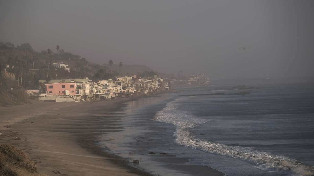 New blazes fan fresh fears in California as some return home